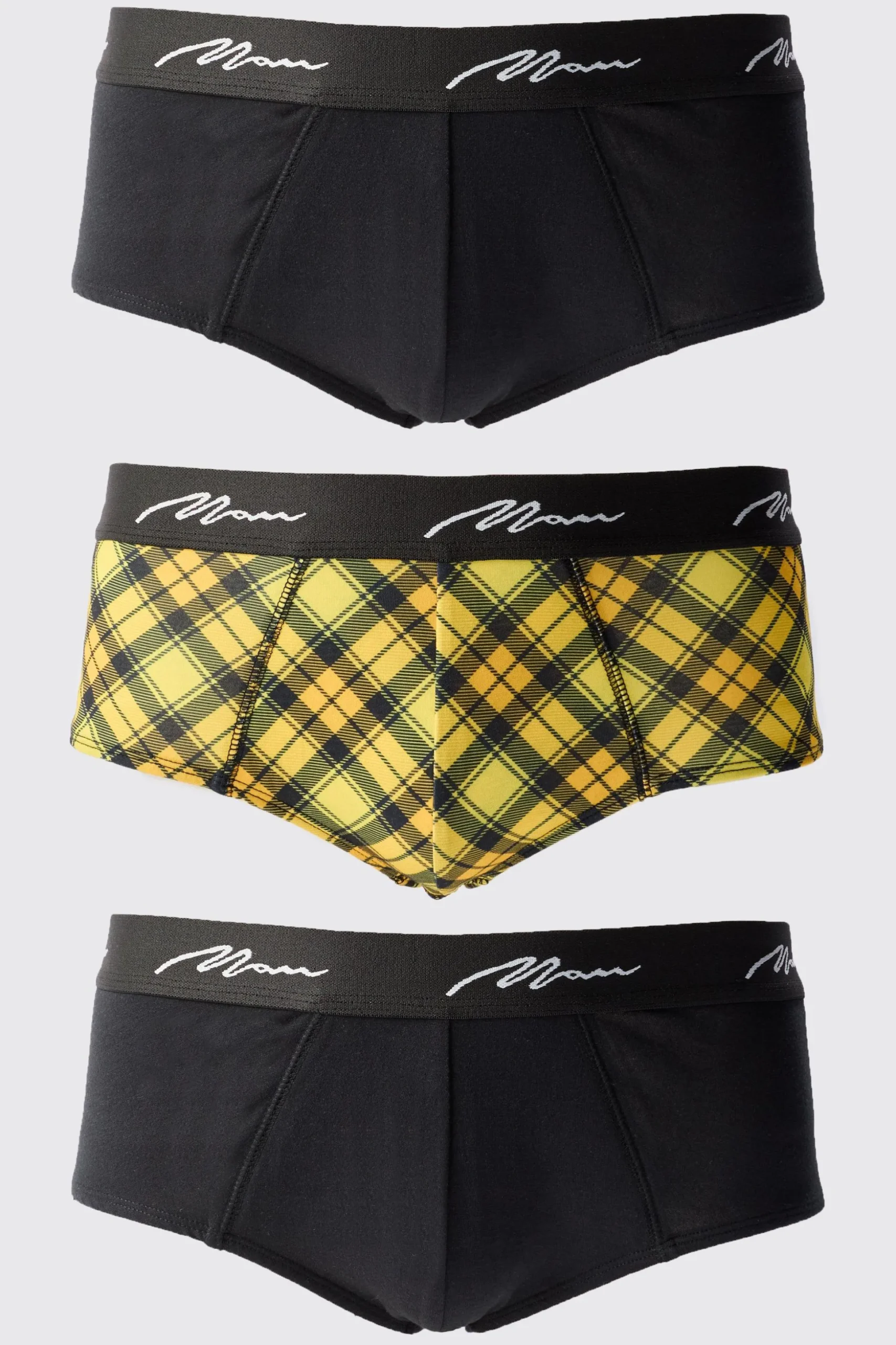 3 Pack Man Signature Check Printed Briefs | BoohooMAN UK