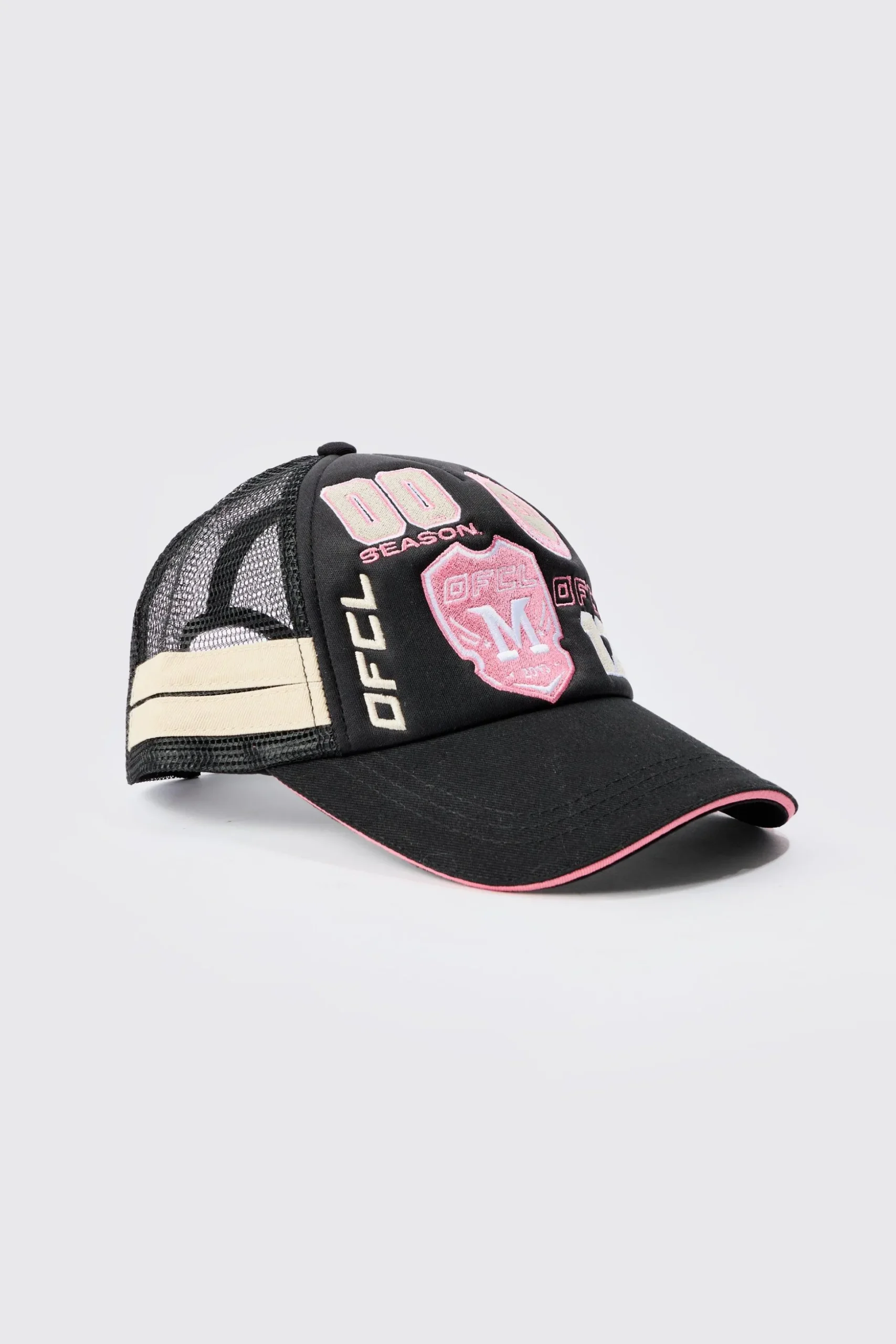 Badge Foam Trucker Cap In Black | BoohooMAN UK