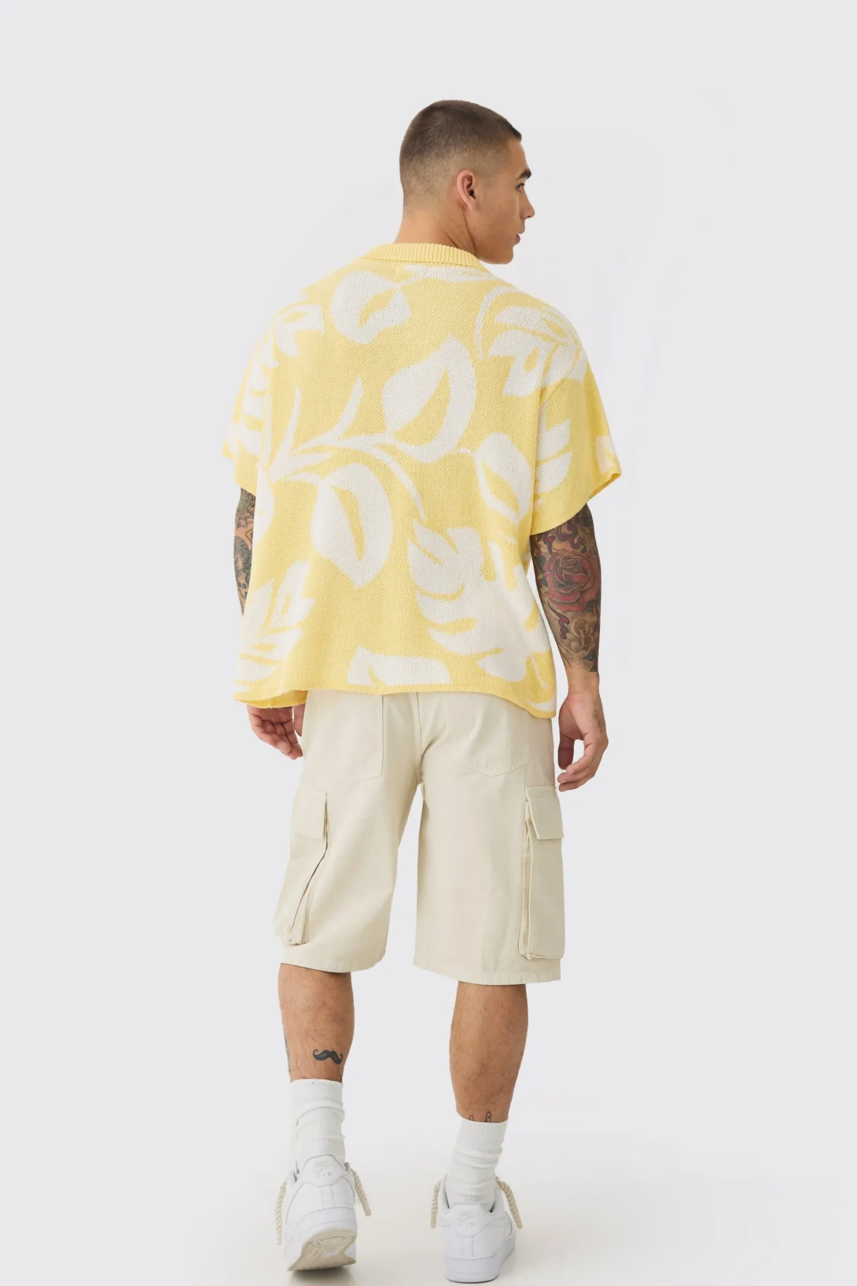 Baggy Fit Elasticated Waist Extended Drawcord Cargo Shorts | BoohooMAN UK