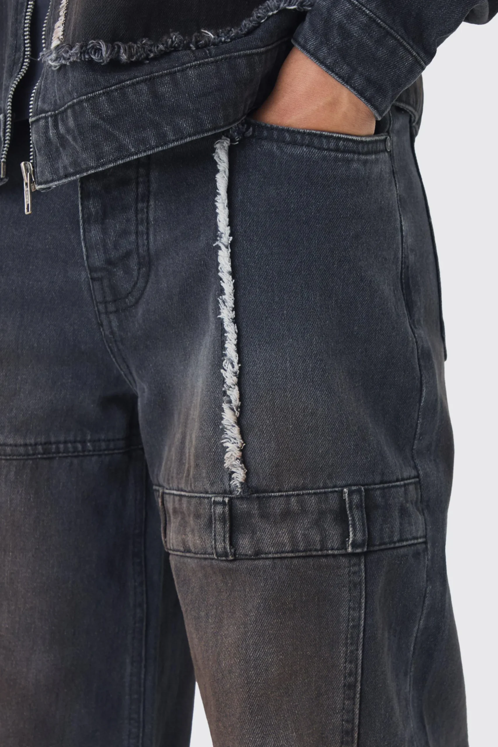 Baggy Fit Rigid Dirty Wash Carpenter Jeans | BoohooMAN UK