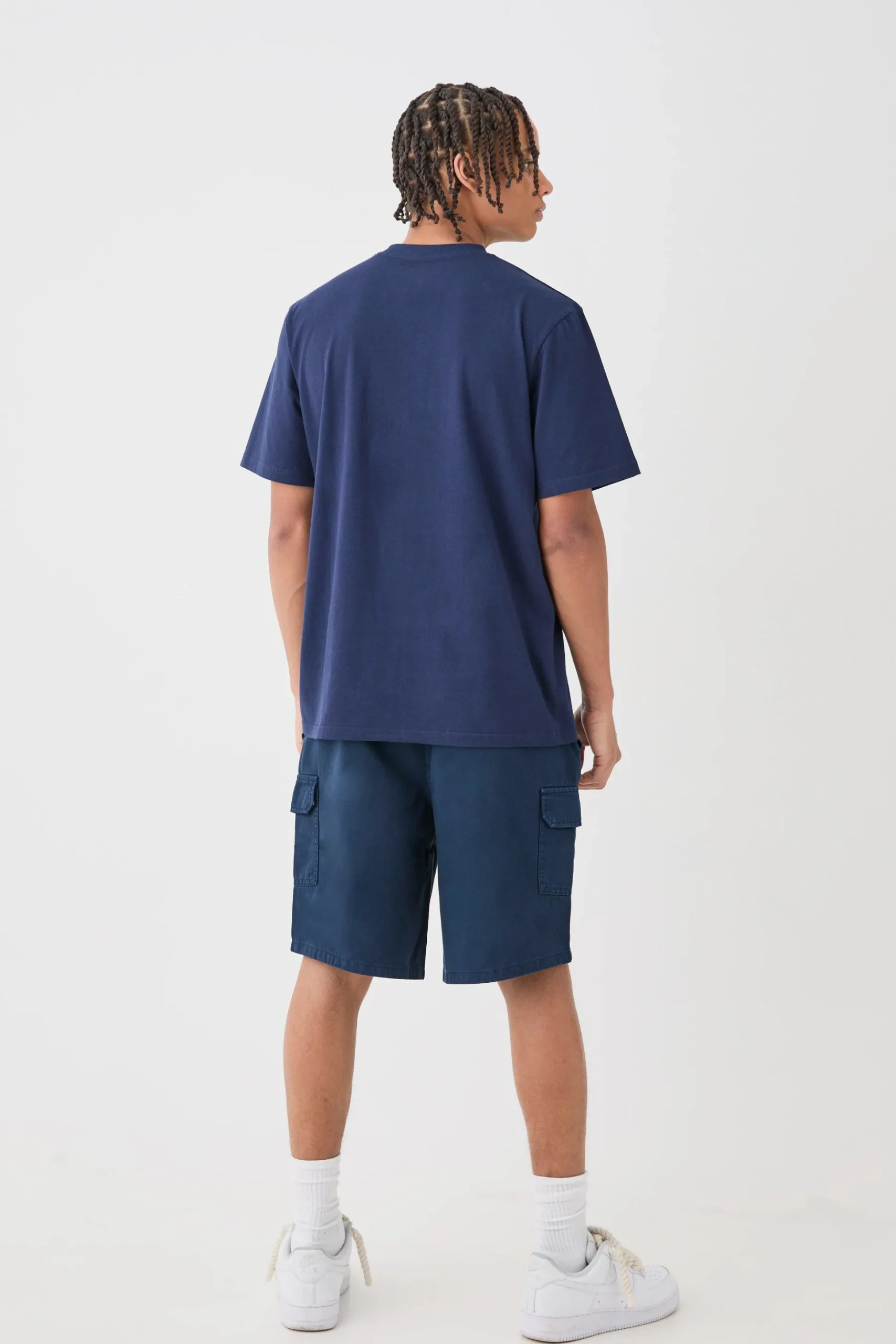 Basic Crew Neck T-shirt | BoohooMAN UK