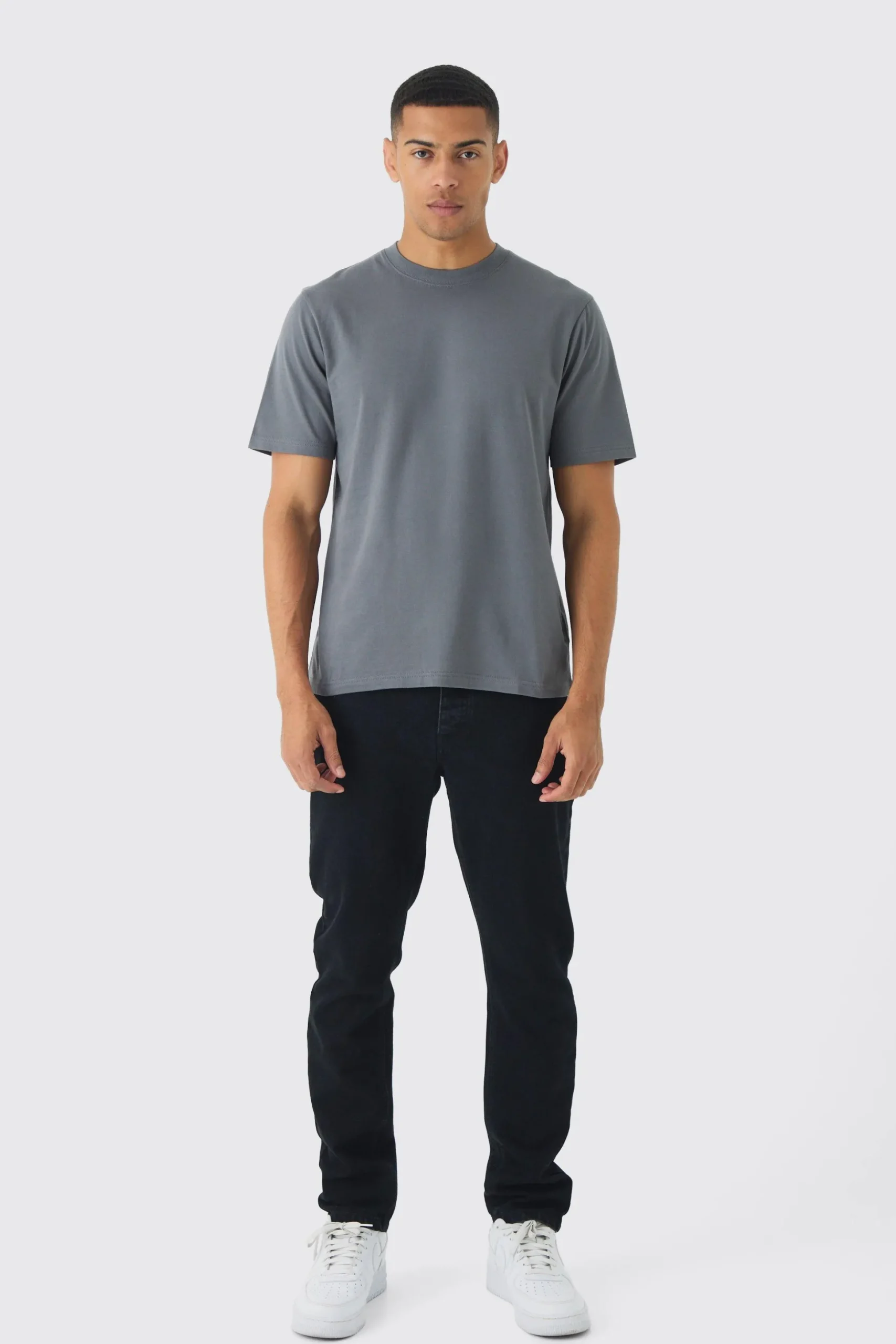 Basic Crew Neck T-shirt | BoohooMAN UK