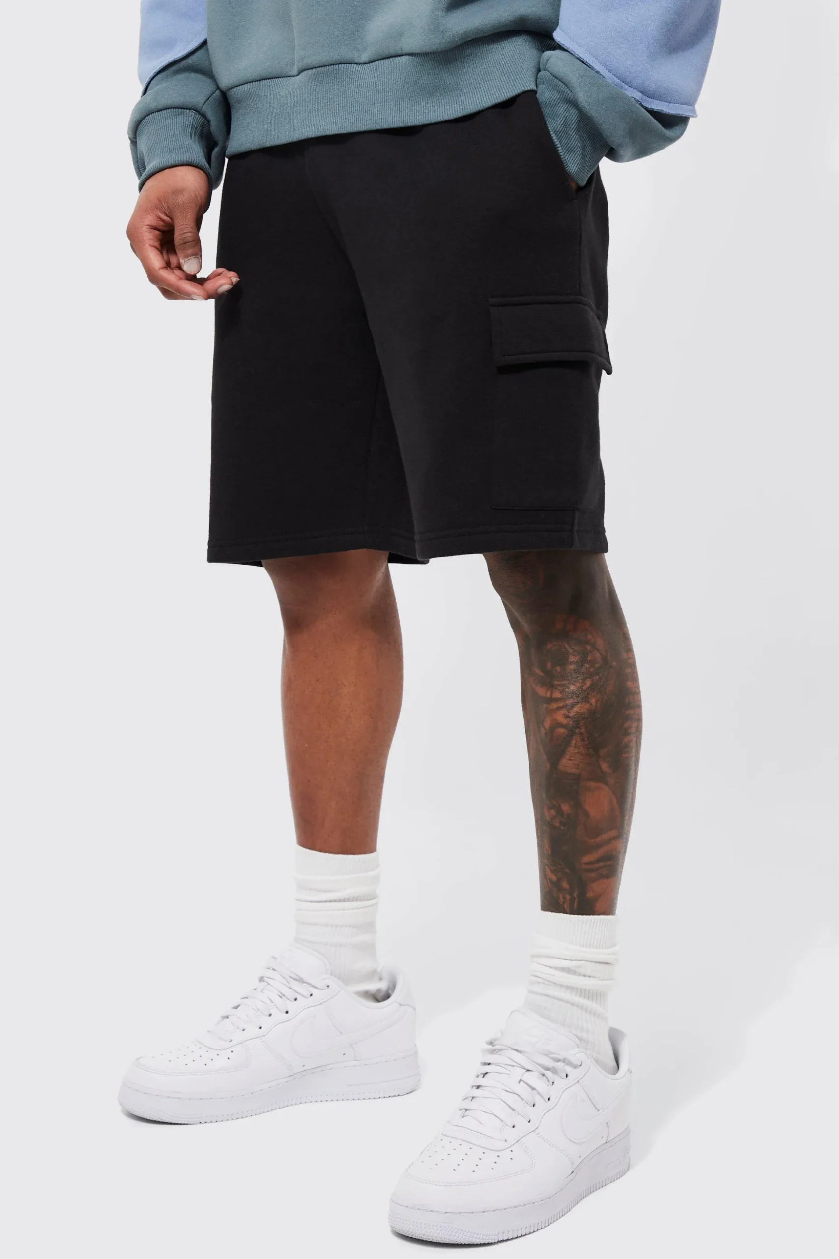 Basic Loose Mid Length Jersey Cargo Short | BoohooMAN UK