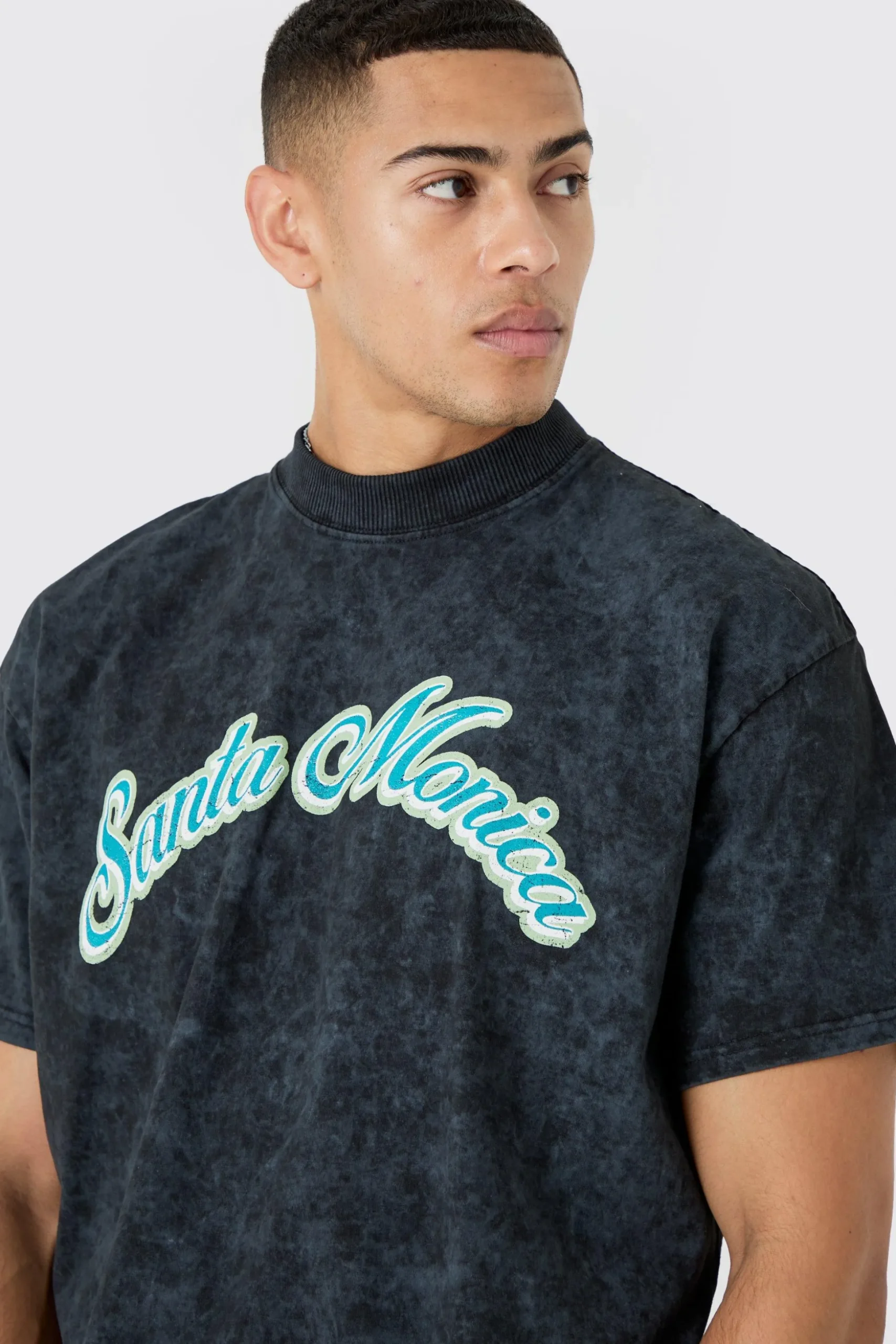 Boxy Extended Neck Santa Monica Acid Wash T-shirt | BoohooMAN UK