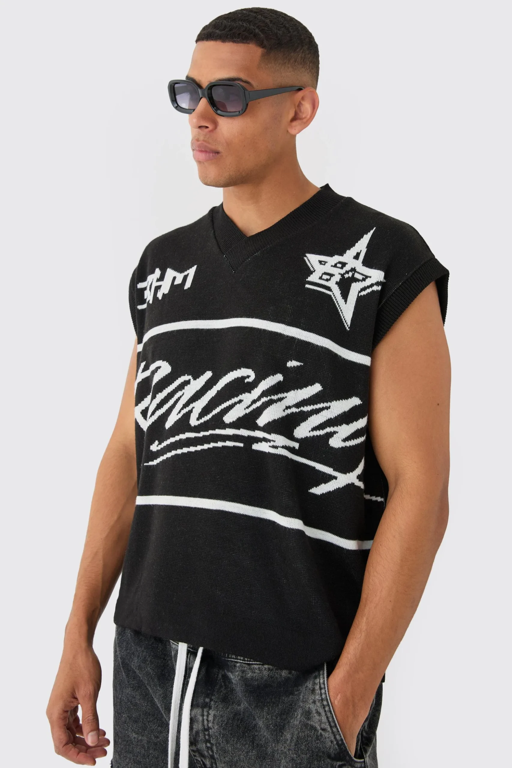 Boxy Oversized Moto V Neck Vest | BoohooMAN UK