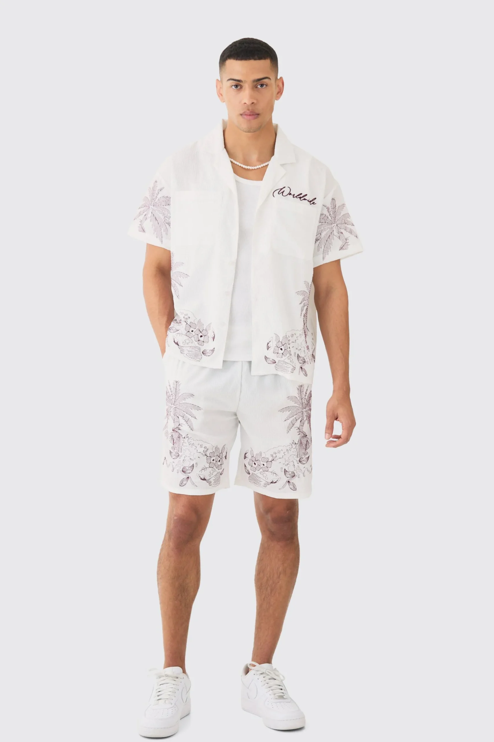 Boxy Seersucker Embroidered Floral Shirt & Short Set | BoohooMAN UK