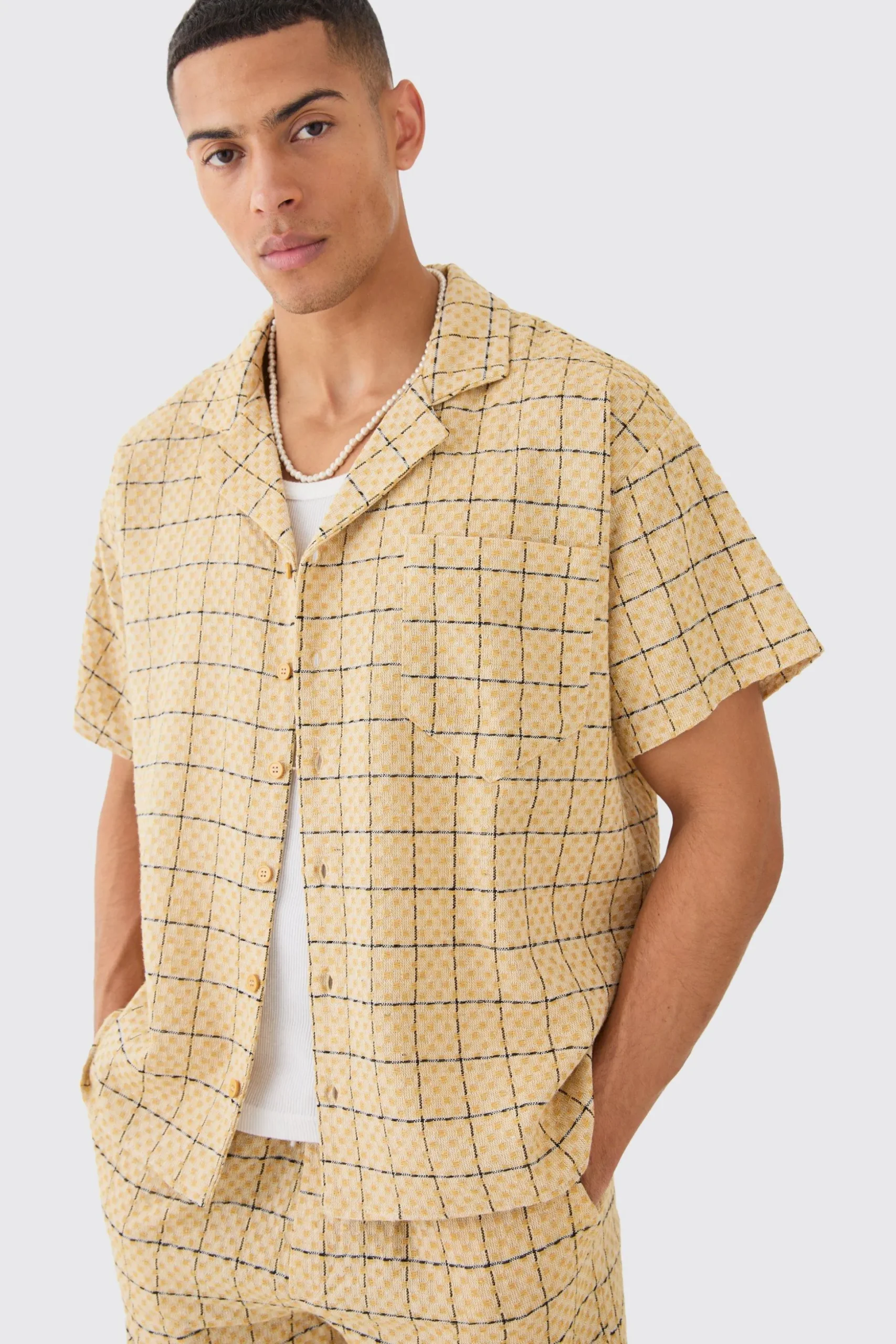 Boxy Textured Grid Check Shirt And Short | BoohooMAN UK