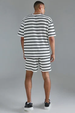 Boxy Textured Stripe Shorts | BoohooMAN UK