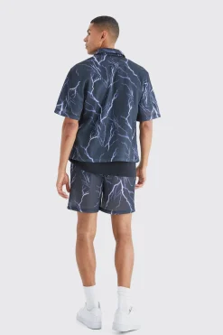 Boxy Zip Through Mesh Scuba Graphic Shirt | BoohooMAN UK