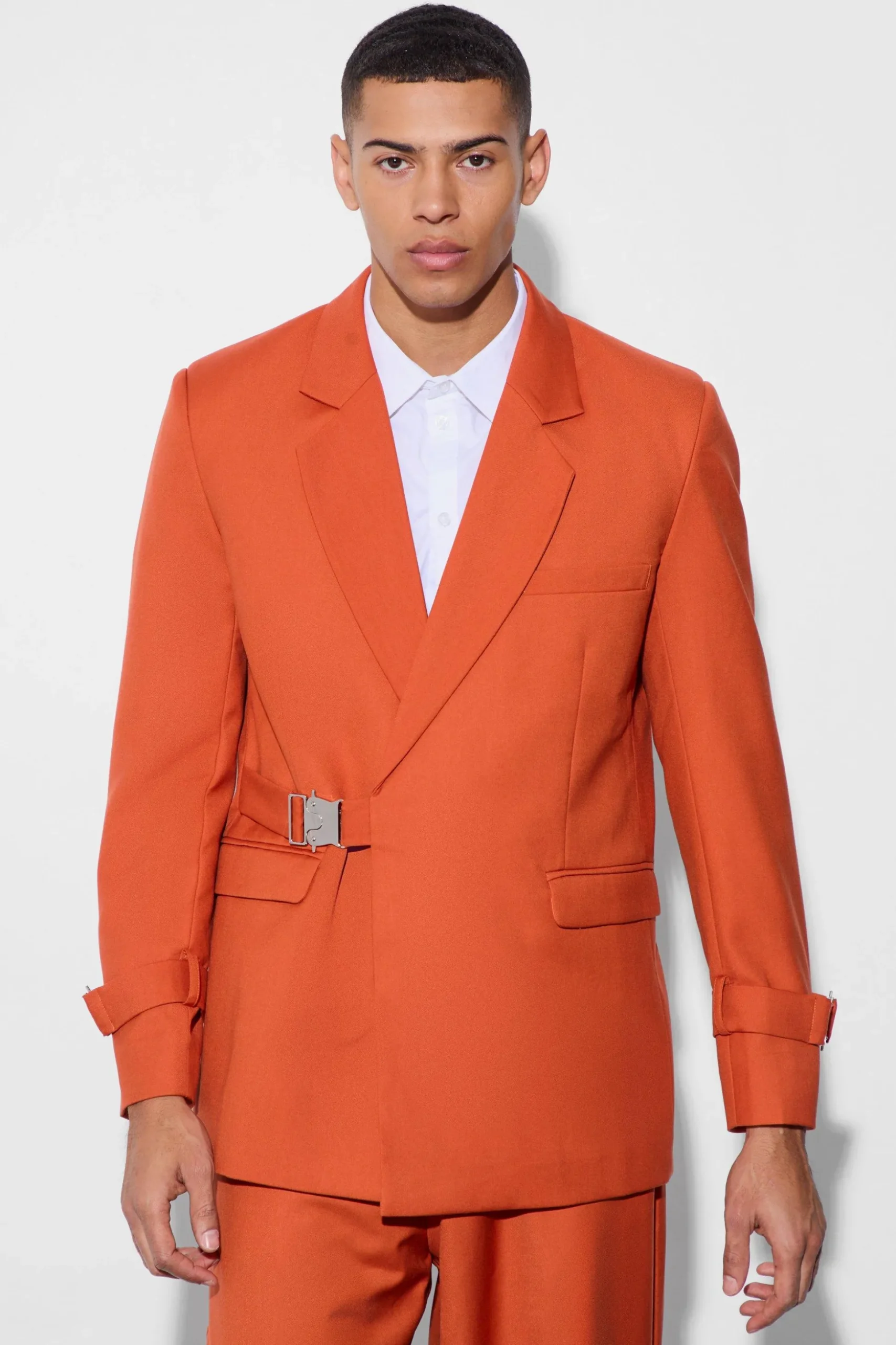 Buckle Chest & Cuff Relaxed Fit Suit Jacket | BoohooMAN UK