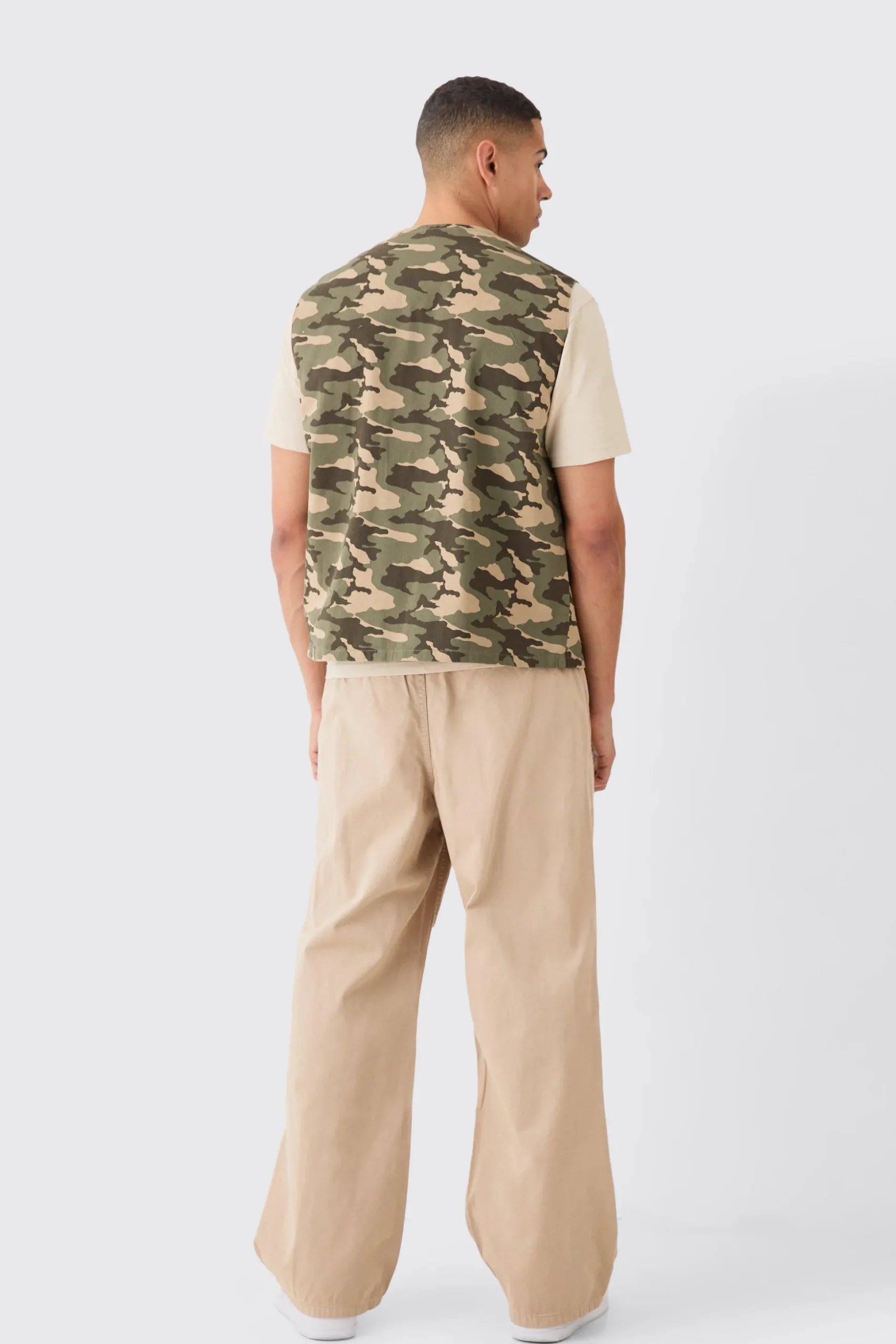 Camo Twill Utility Vest | BoohooMAN UK