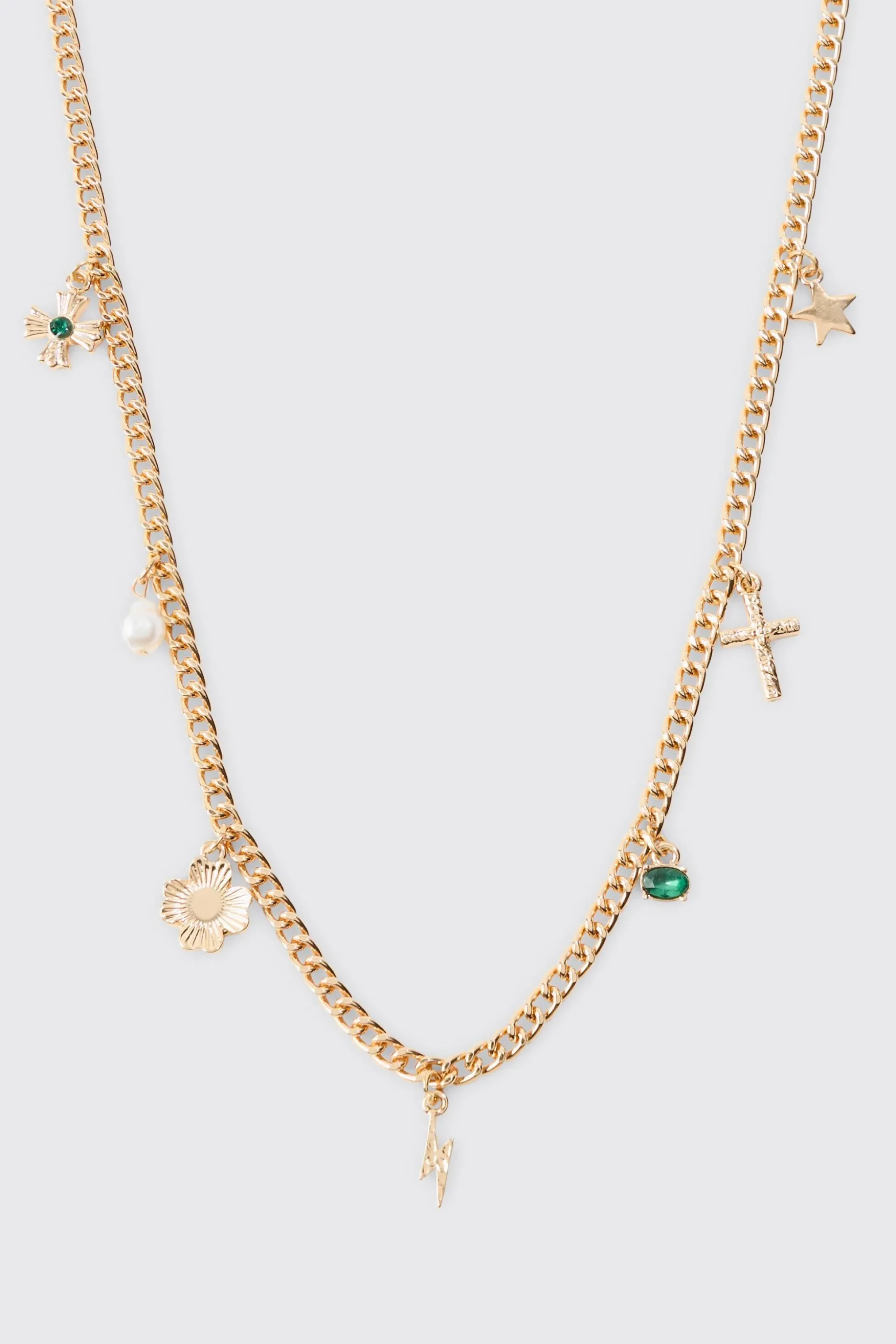 Chain Pendant Necklace In Gold | BoohooMAN UK