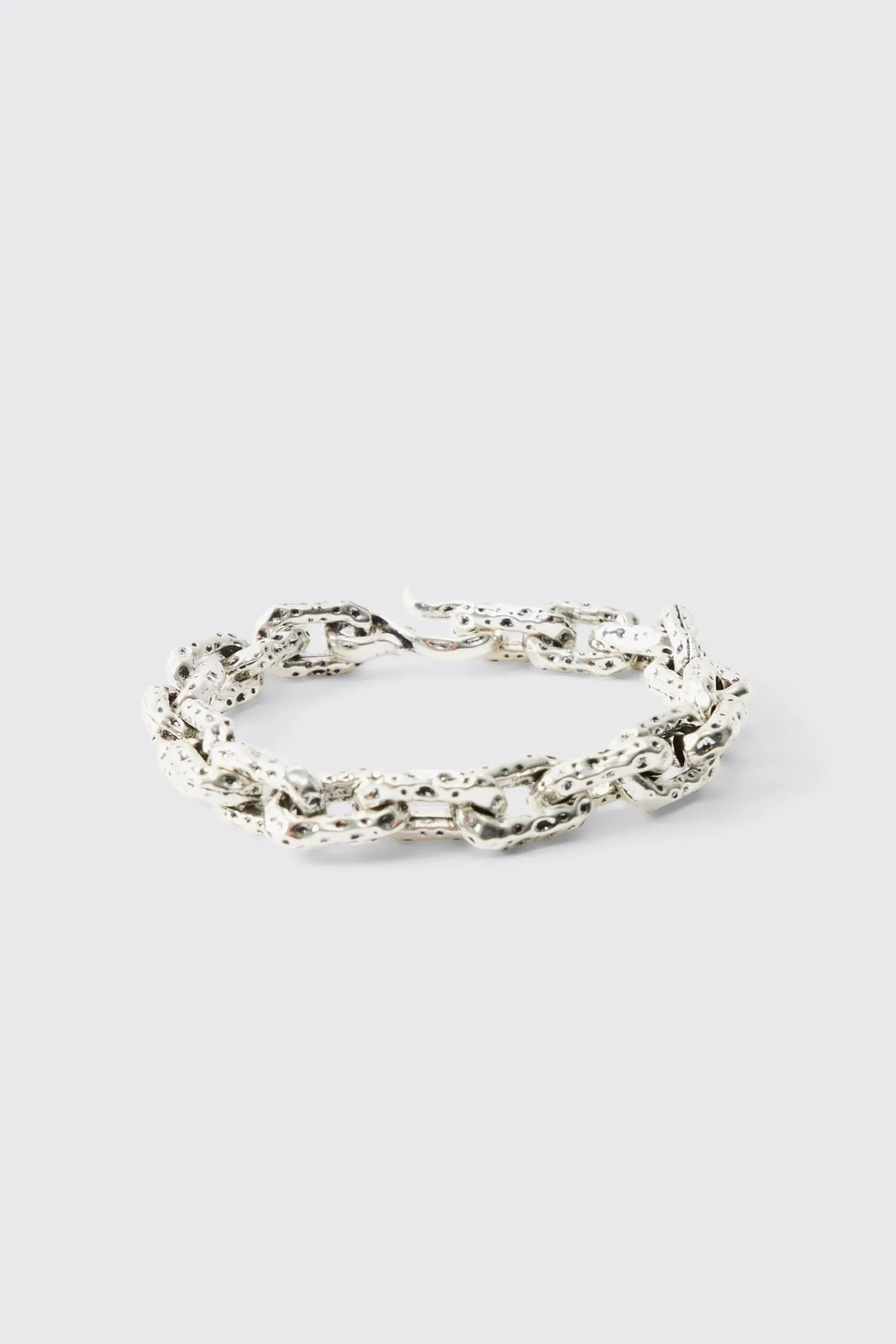 Chunky Link Chain Bracelet In Silver | BoohooMAN UK