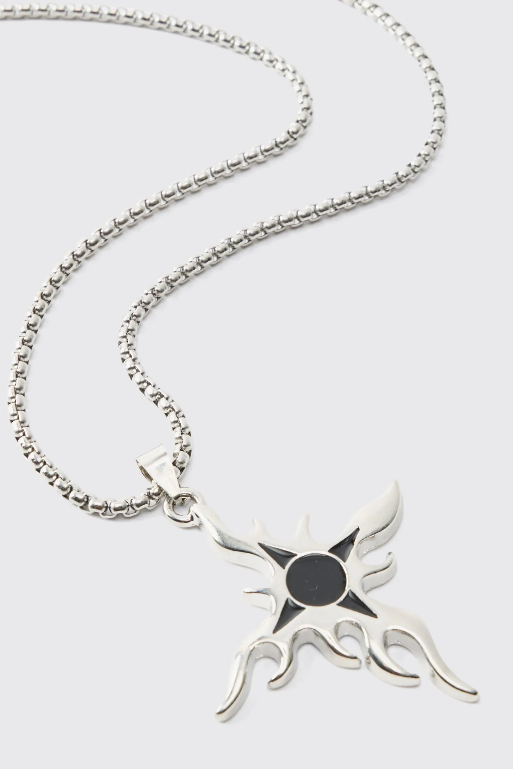 Cross Pendant Necklace In Silver | BoohooMAN UK