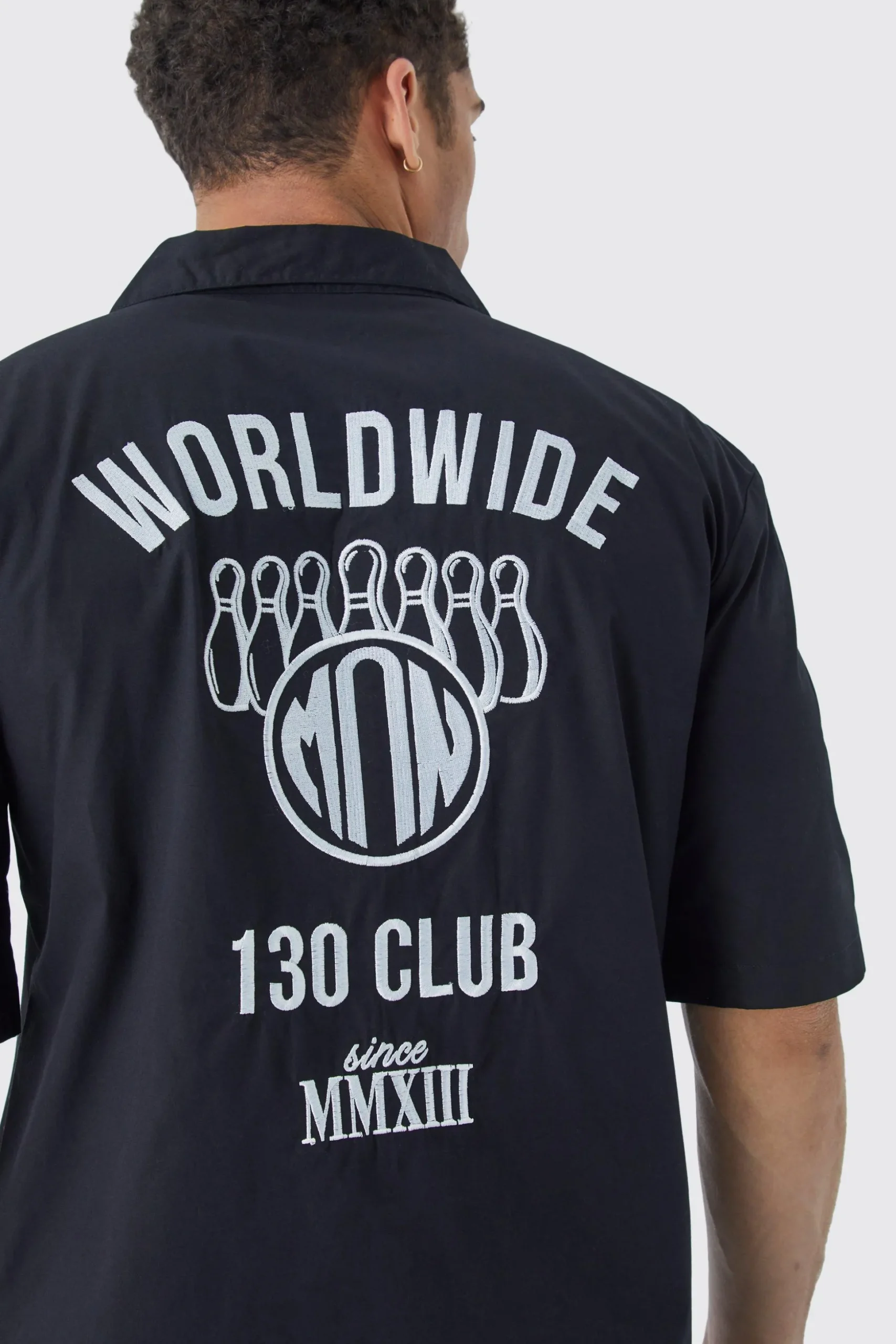Dropped Revere Poplin Worldwide Club Shirt | BoohooMAN UK