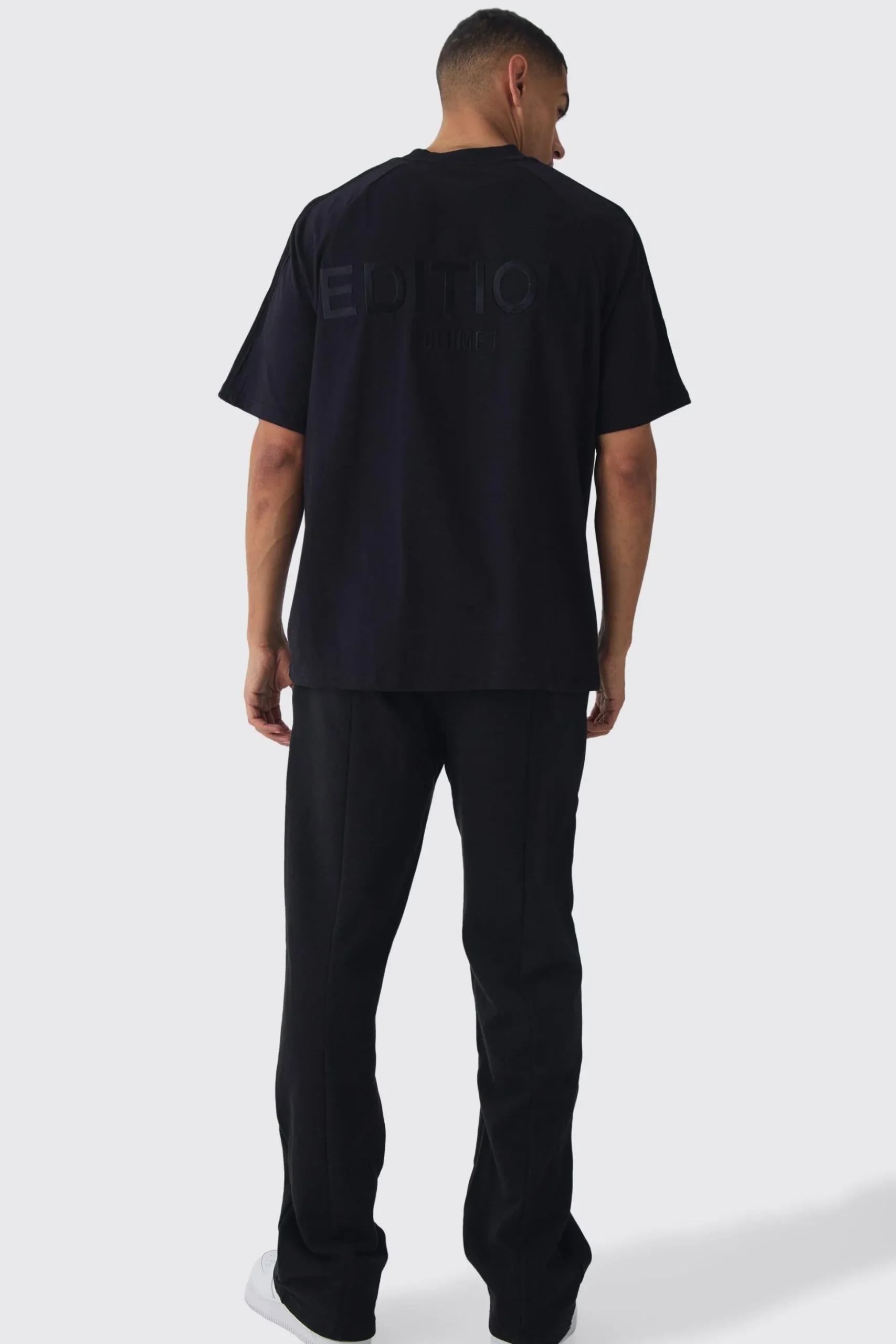 EDITION Oversized Heavyweight Pin Tuck T-shirt | BoohooMAN UK