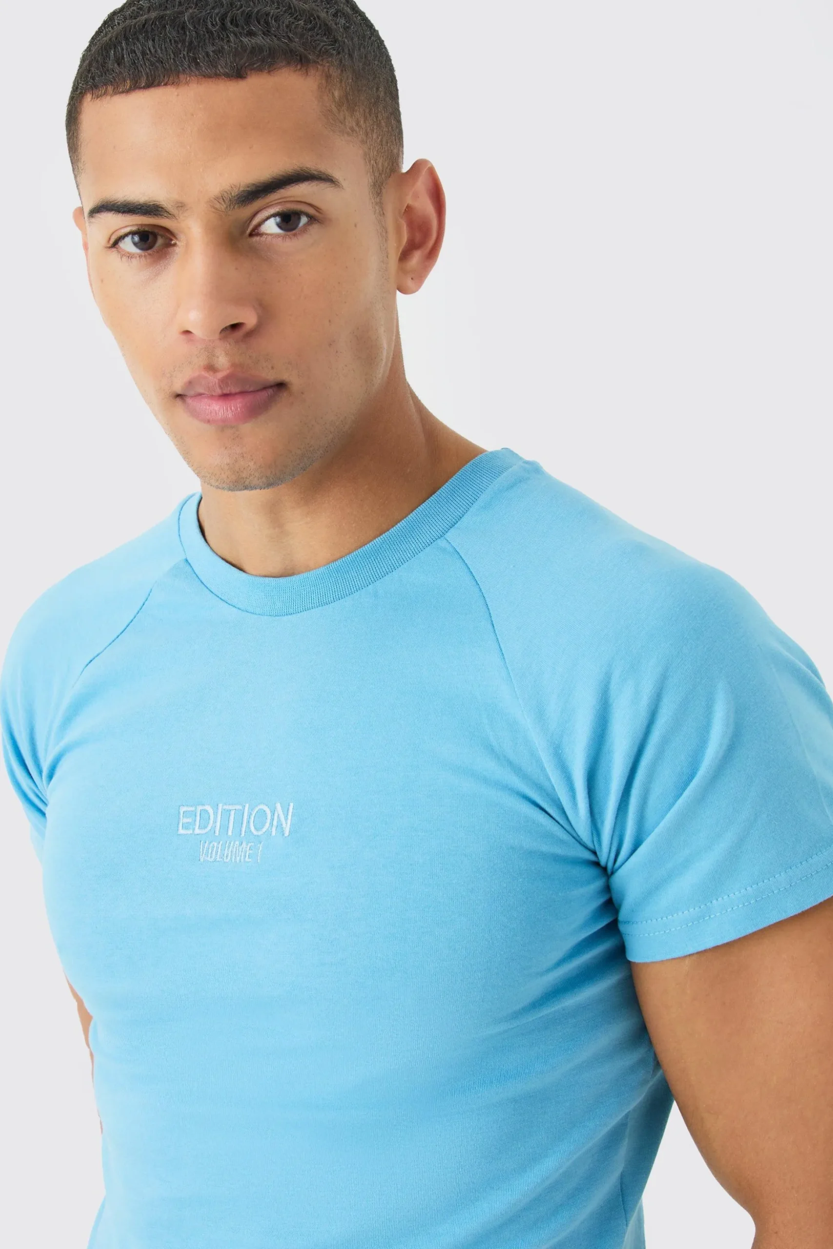 EDITION Shrunken Heavyweight Extended Neck T-shirt | BoohooMAN UK