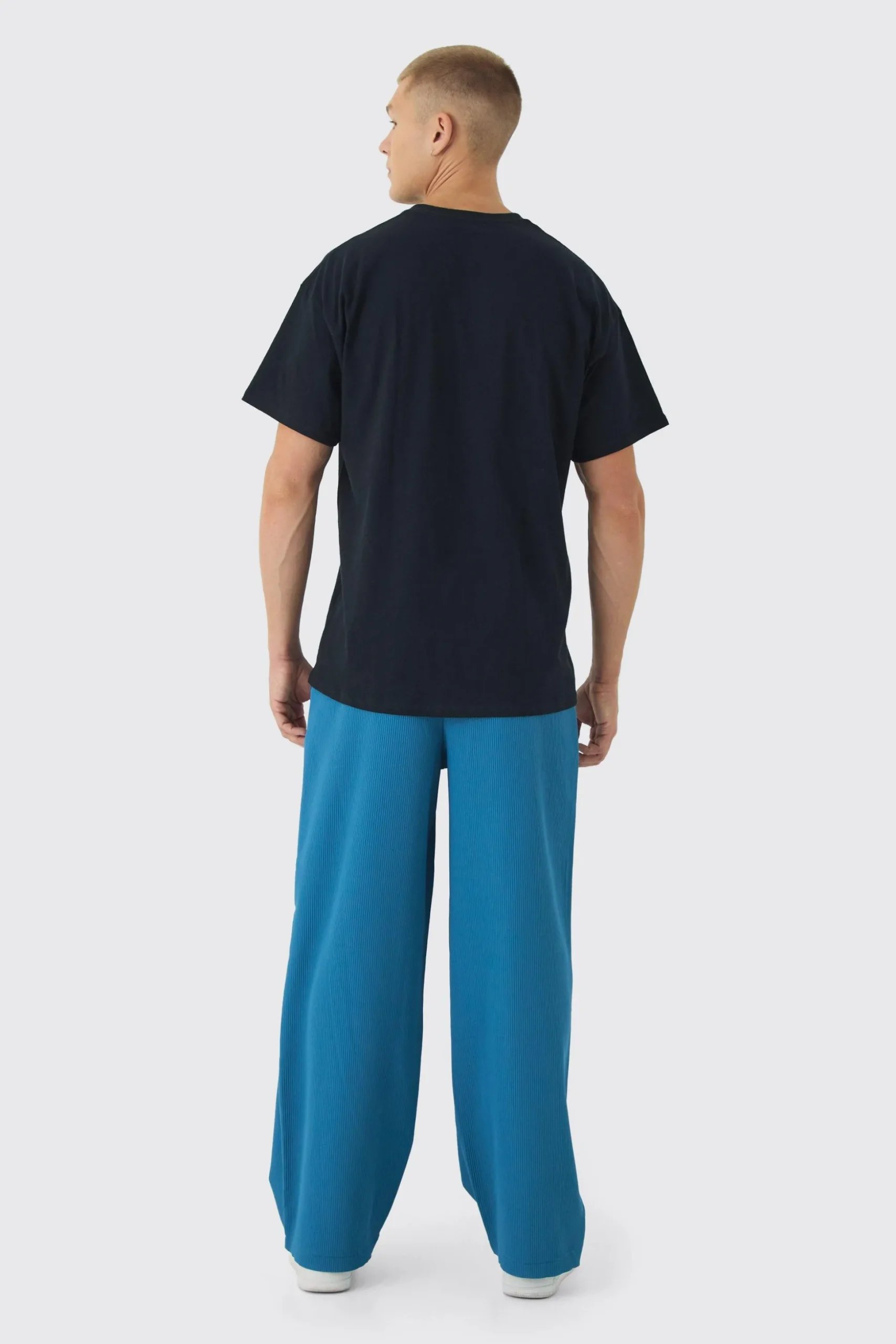 Elastic Waist Baggy Fit Contrast Drawcord Pleated Trouser | BoohooMAN UK