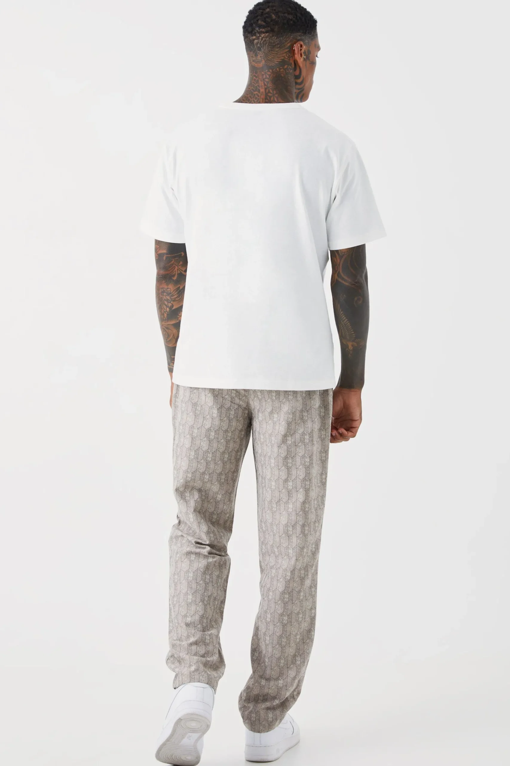Elastic Waist Straight Woven Geo Trouser | BoohooMAN UK