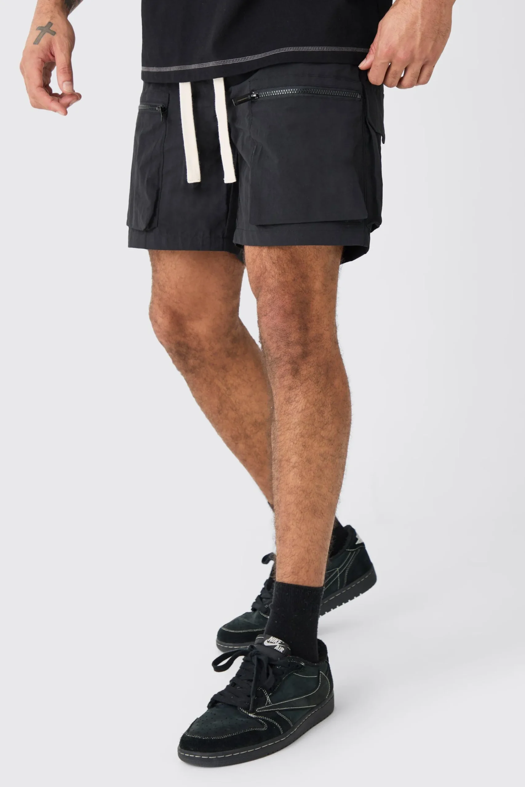Elasticated Waist Crinkle Nylon Zip Cargo Short | BoohooMAN UK