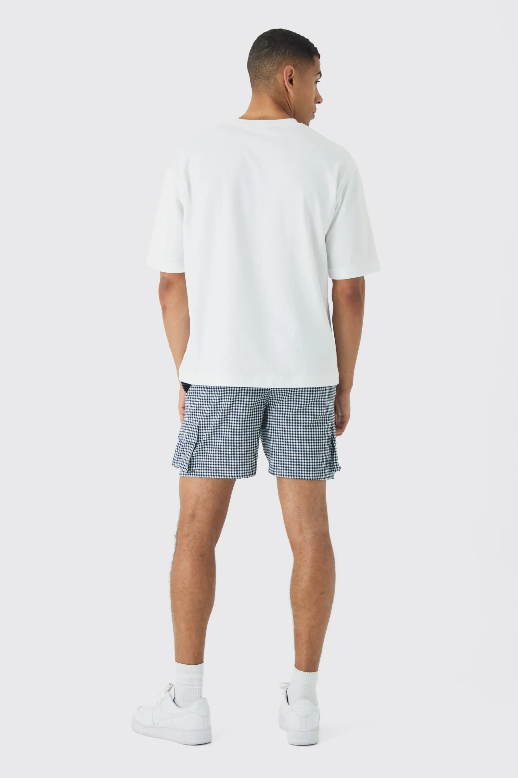 Elasticated Waist Gingham Check Linen Look Short In Black | BoohooMAN UK