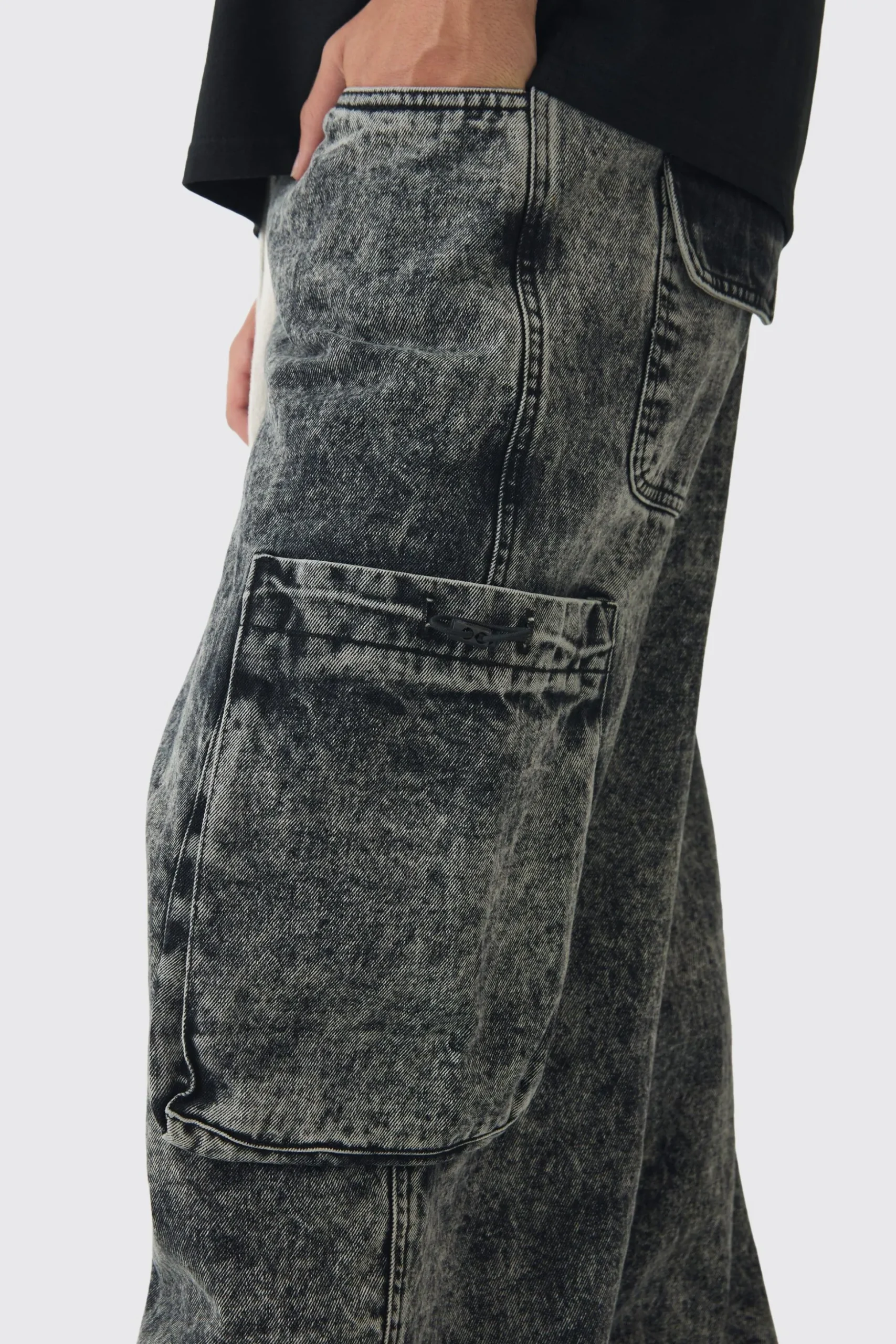 Elasticated Waist Parachute Acid Wash Cargo Jeans | BoohooMAN UK