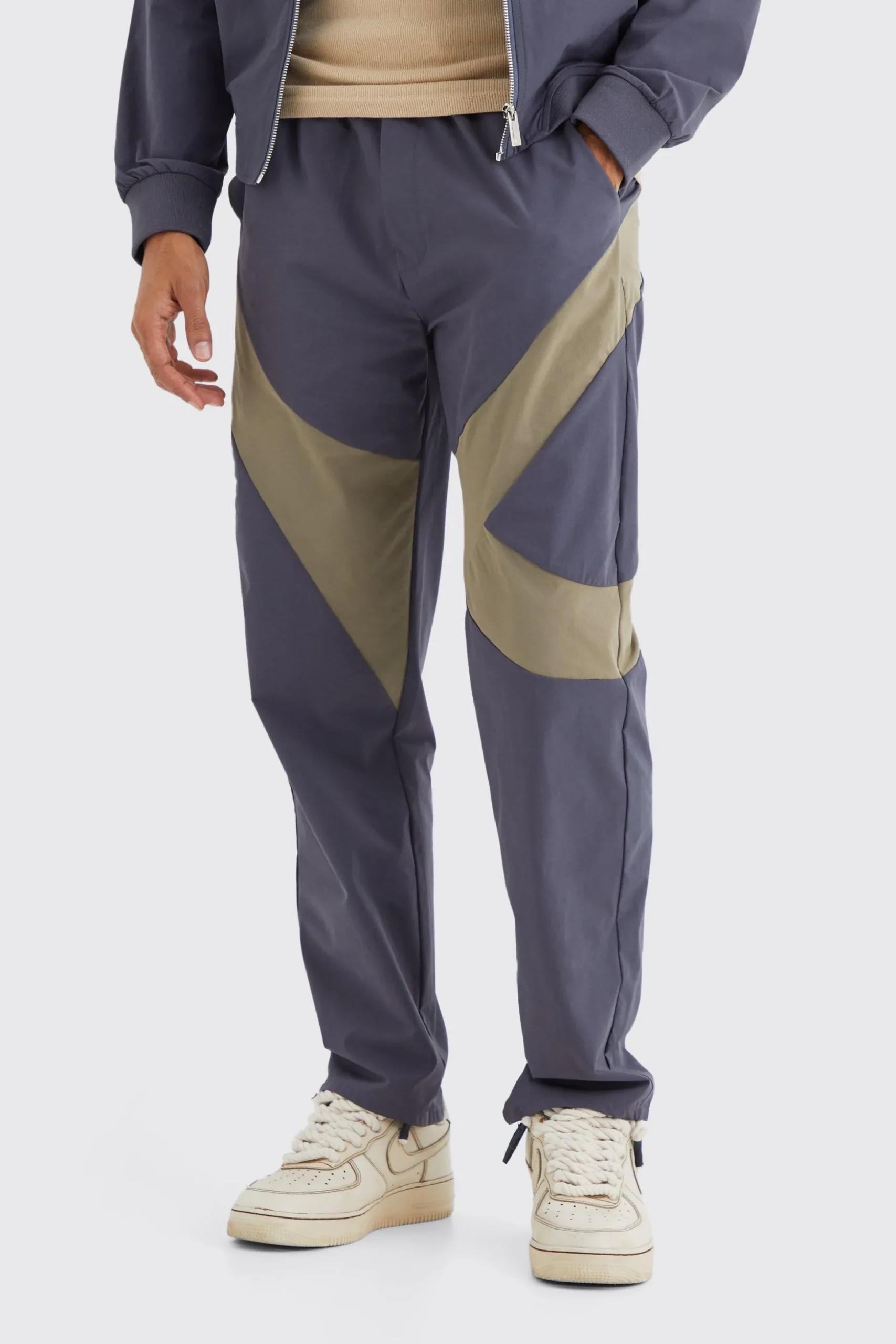 Elasticated Waist Straight Technical Stretch Panel Trouser | BoohooMAN UK