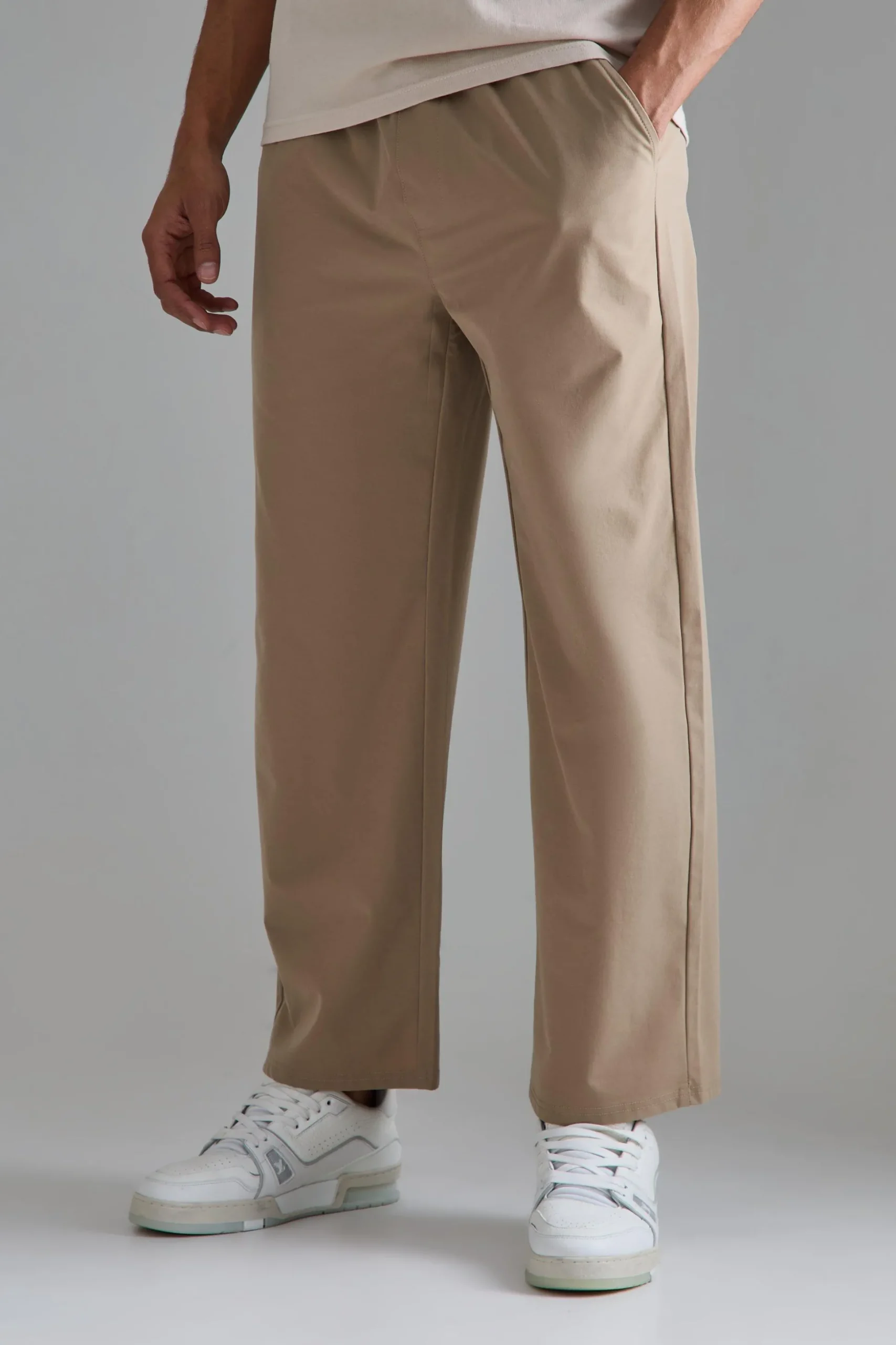 Elasticated Waist Technical Stretch Relaxed Cropped Trouser | BoohooMAN UK