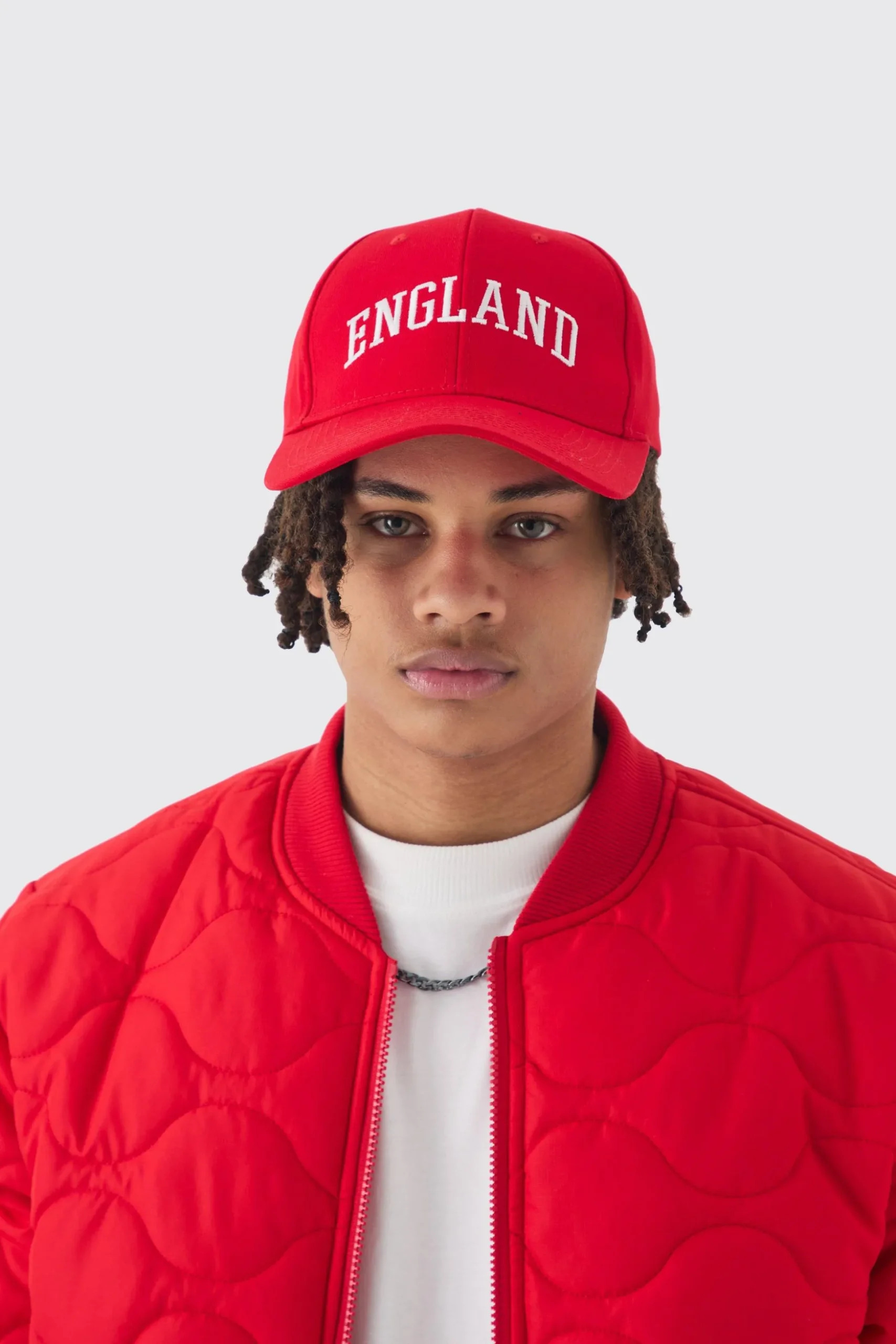 England Embroidered Cap In Red | BoohooMAN UK