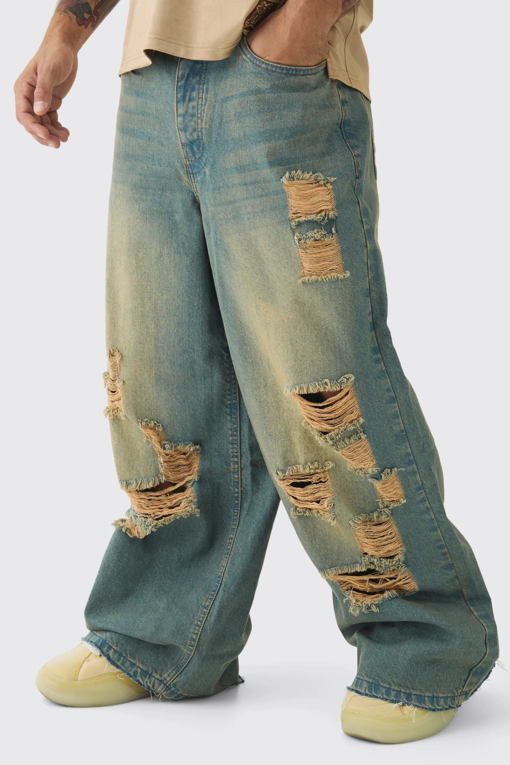 Extreme Baggy Rigid All Over Ripped Jeans | BoohooMAN UK