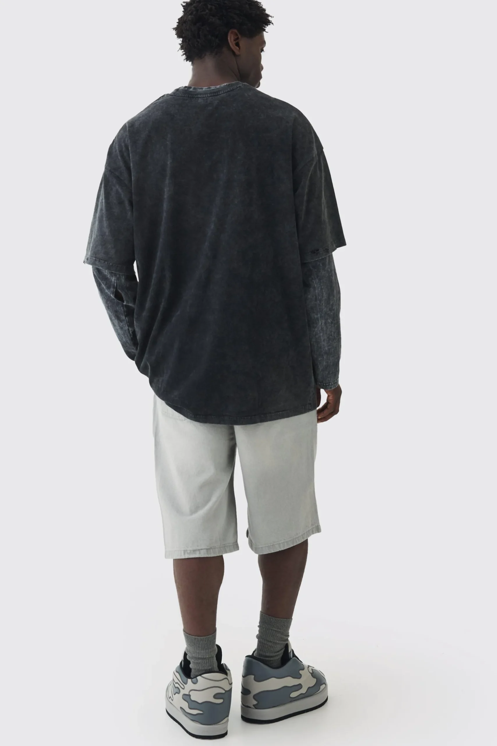 Extreme Oversized Heavyweight Washed Printed Distressed T-shirt | BoohooMAN UK