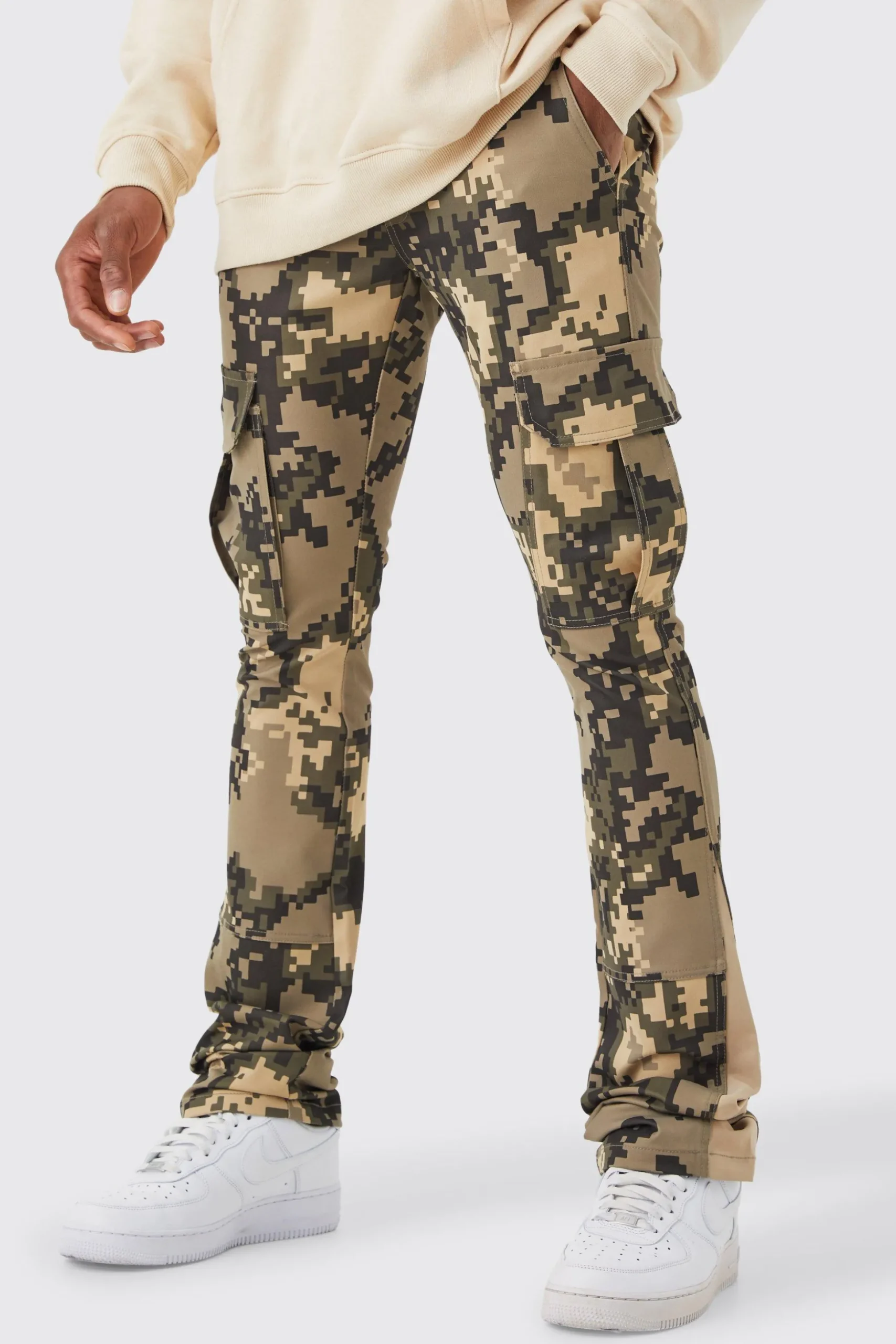 Fixed Waist Skinny Stacked Flare Pixel Cargo Trouser | BoohooMAN UK