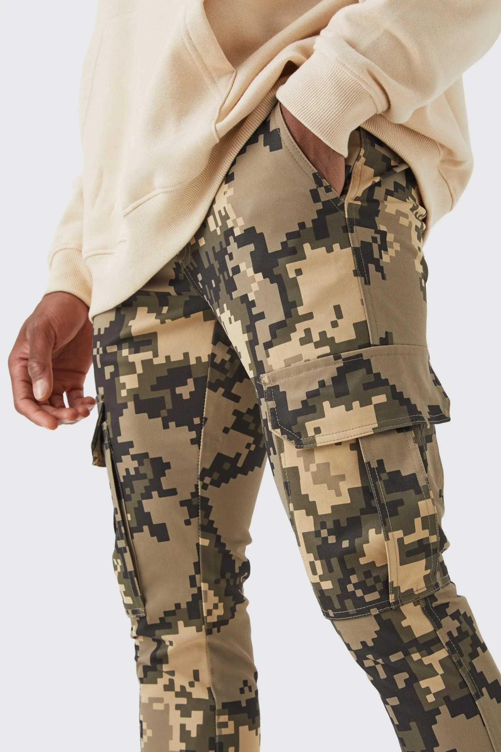 Fixed Waist Skinny Stacked Flare Pixel Cargo Trouser | BoohooMAN UK
