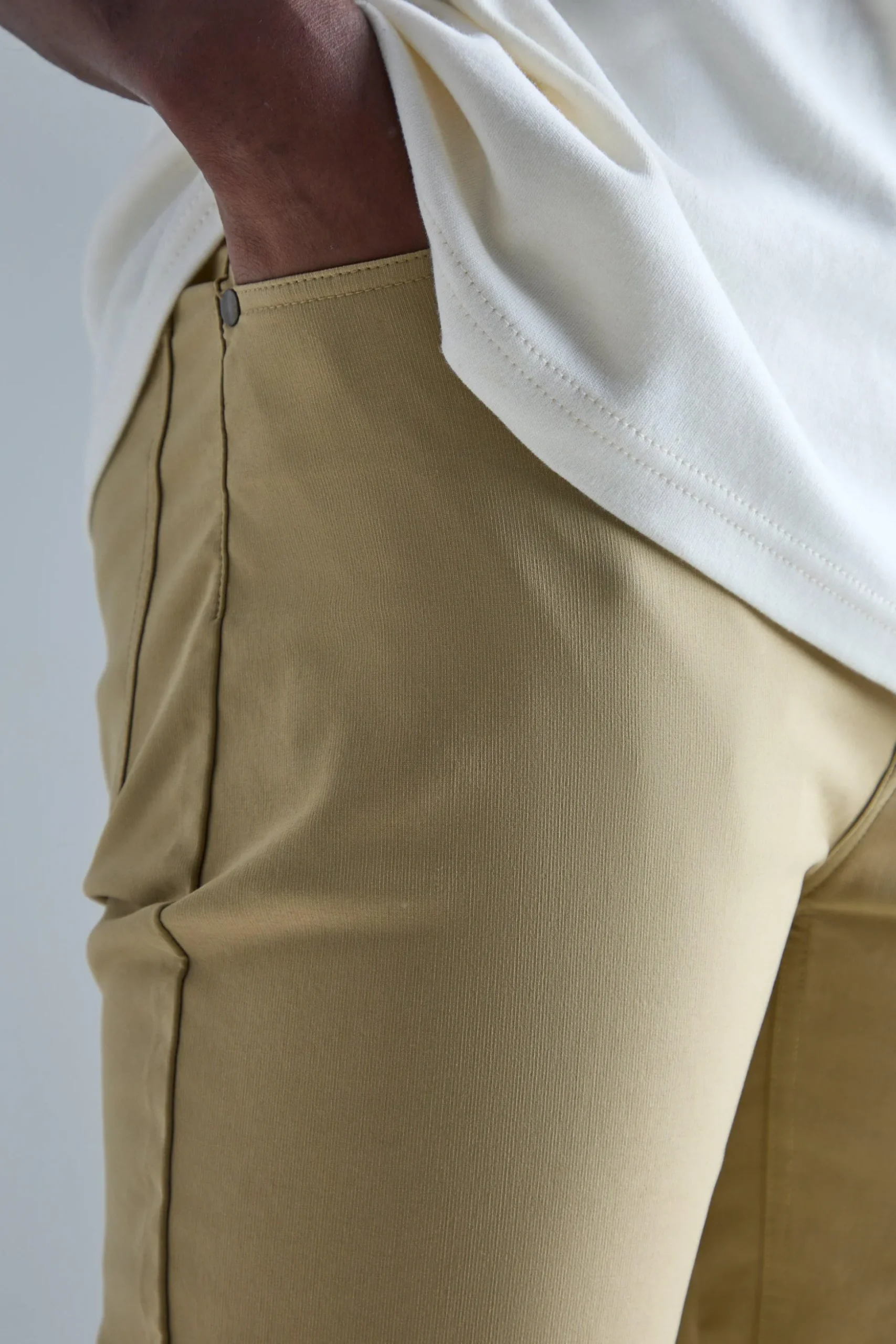 Fixed Waist Slim Fit Technical Golf Stretch Trouser | BoohooMAN UK
