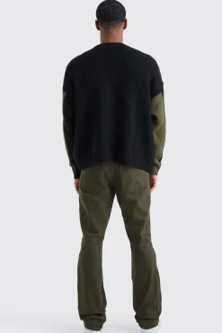 Fixed Waist Slim Flare Gusset Applique Trouser | BoohooMAN UK