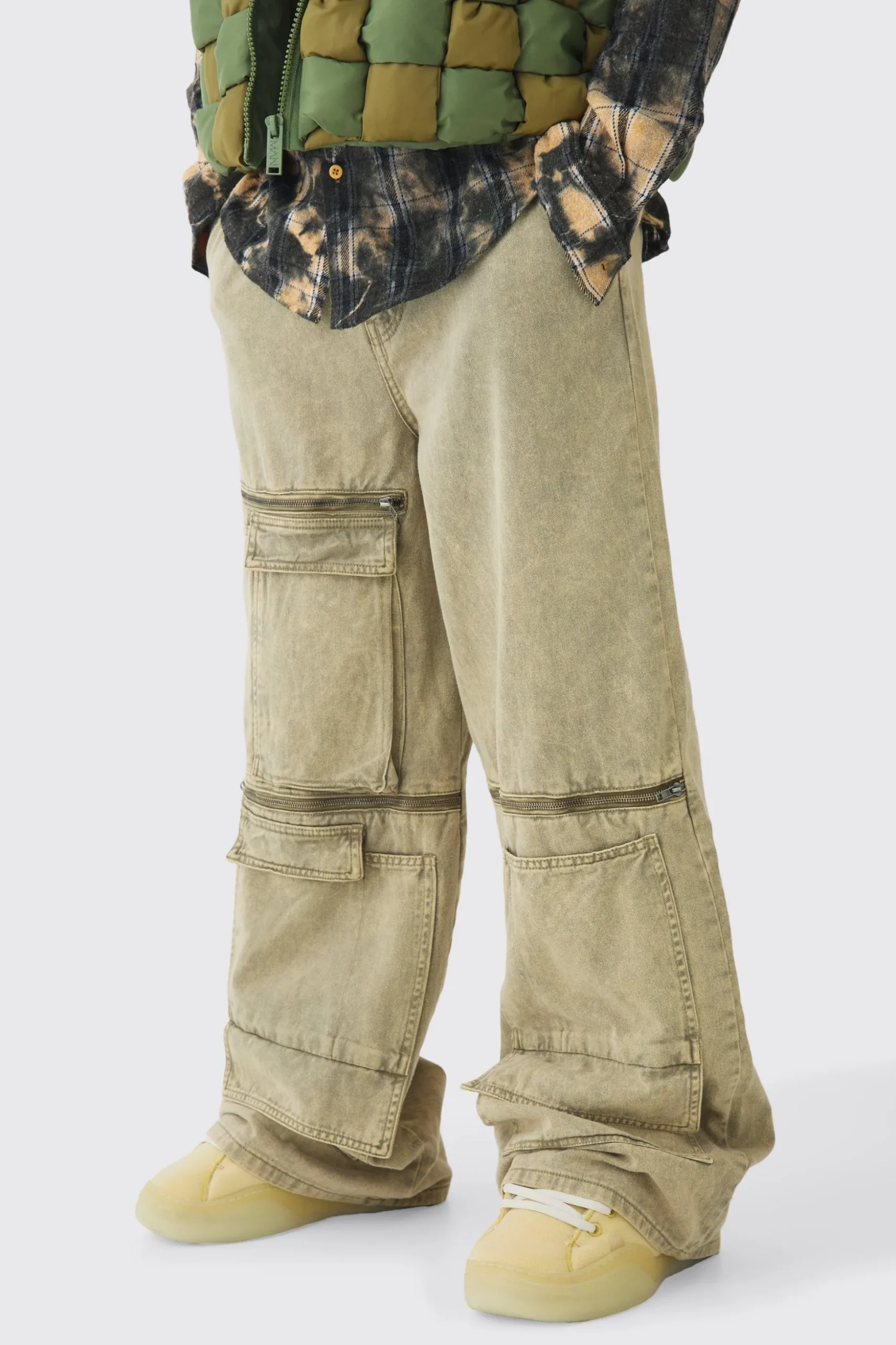 Fixed Waist Washed Baggy Extreme Cargo Trouser | BoohooMAN UK