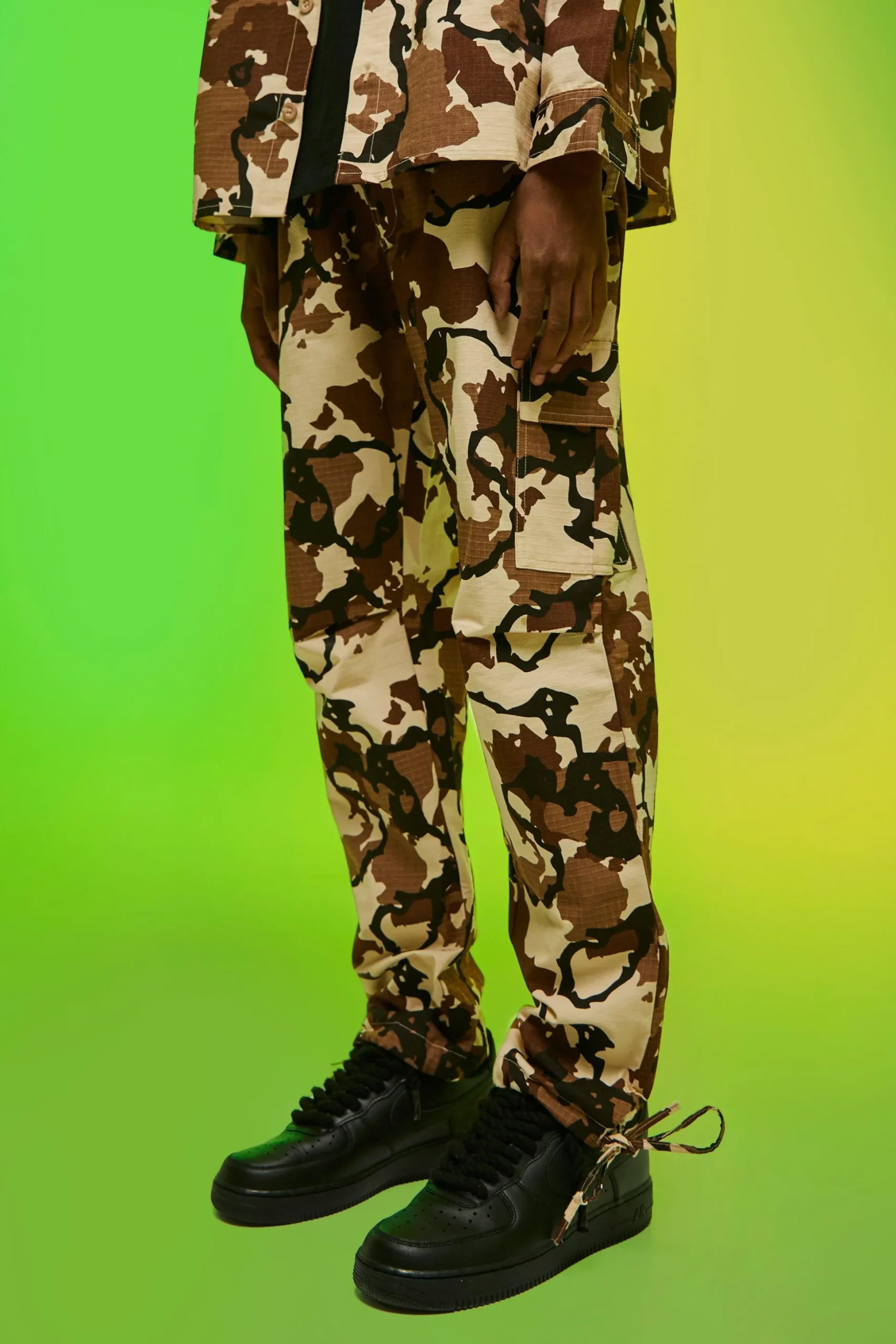 Fixed Waistband Ripstop Straight Leg Camo Trouser | BoohooMAN UK