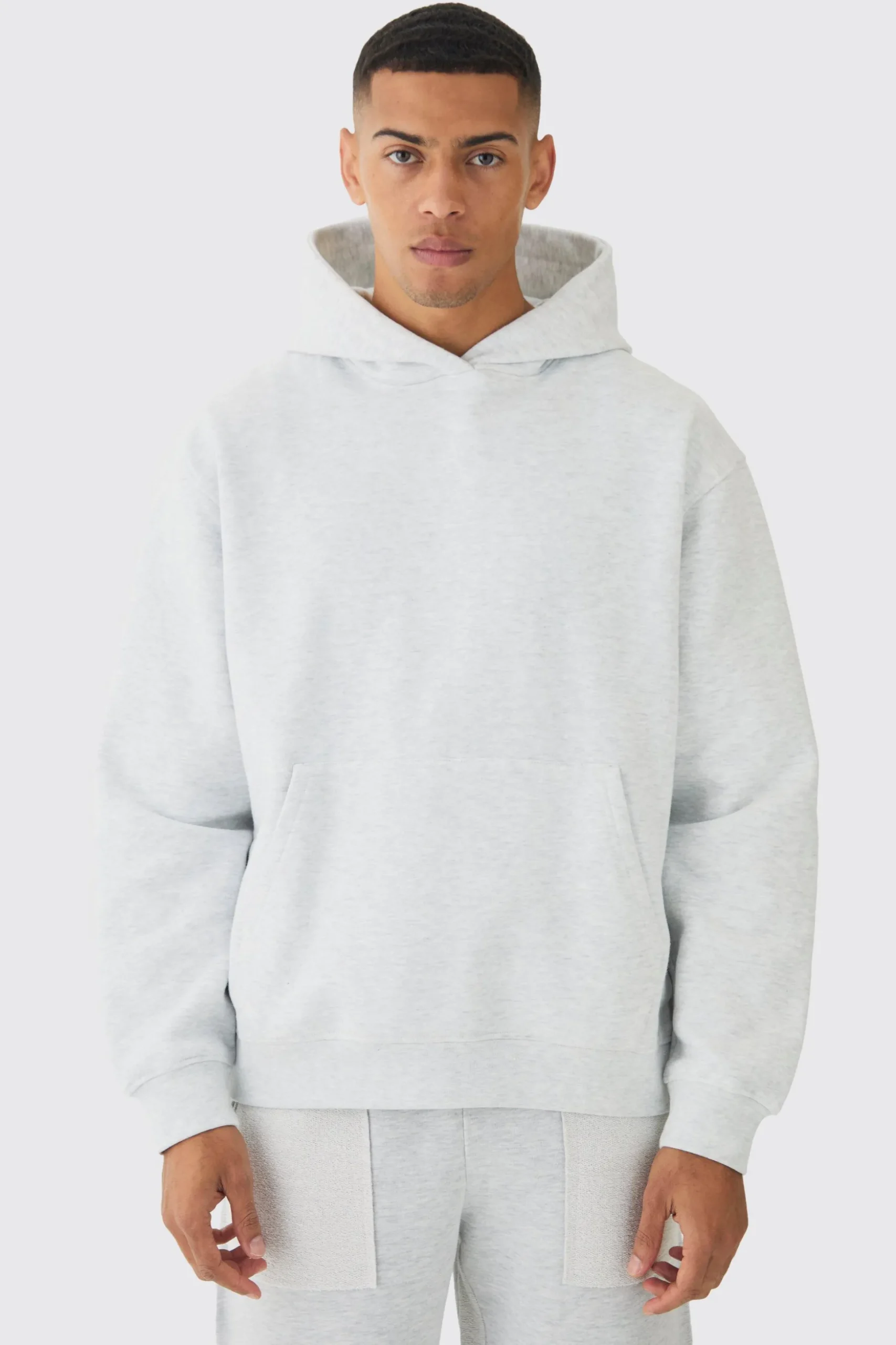 330GSM Basic Oversized Over The Head Hoodie | BoohooMAN UK