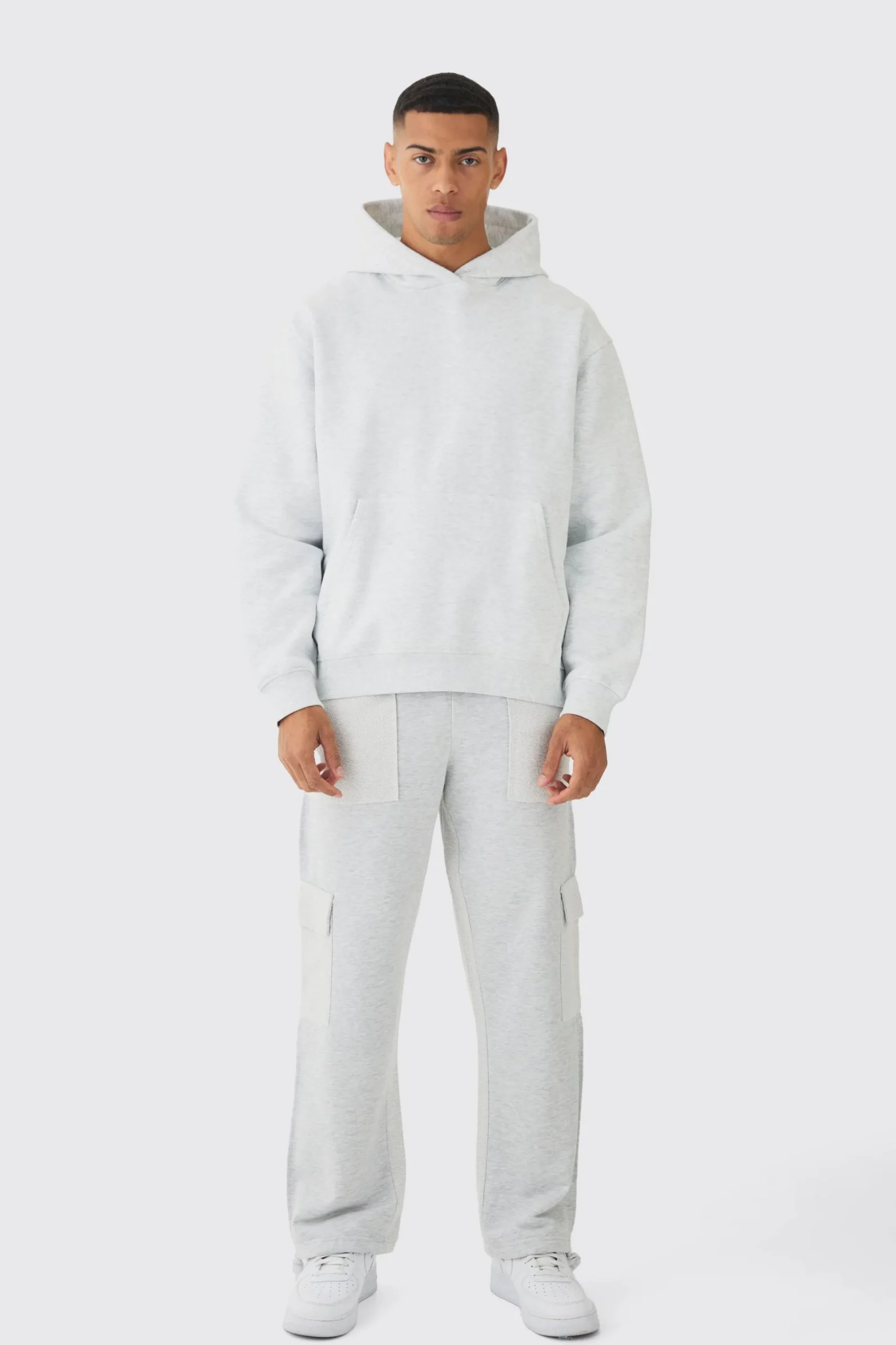 330GSM Basic Oversized Over The Head Hoodie | BoohooMAN UK