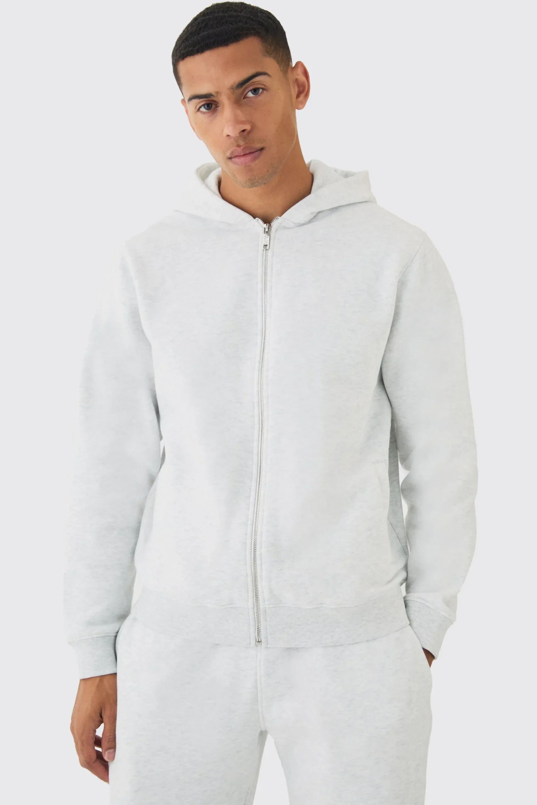 330GSM Basic Zip Through Hoodie | BoohooMAN UK