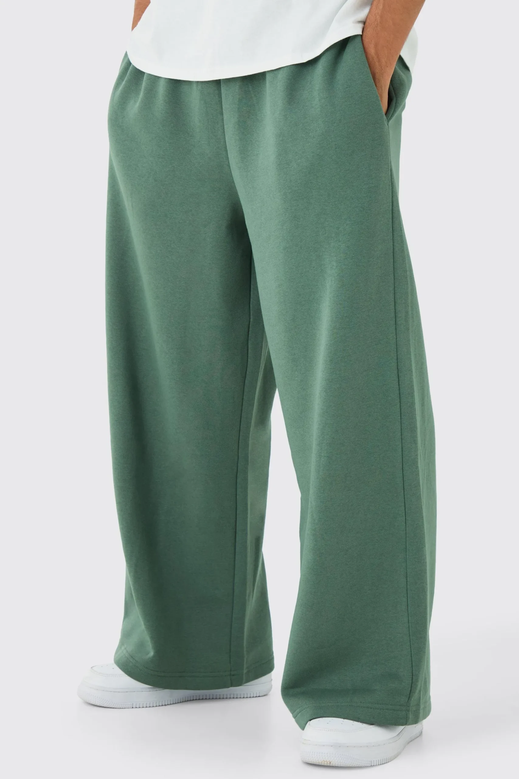 330GSM Extreme Wide Leg Basic Jogger | BoohooMAN UK