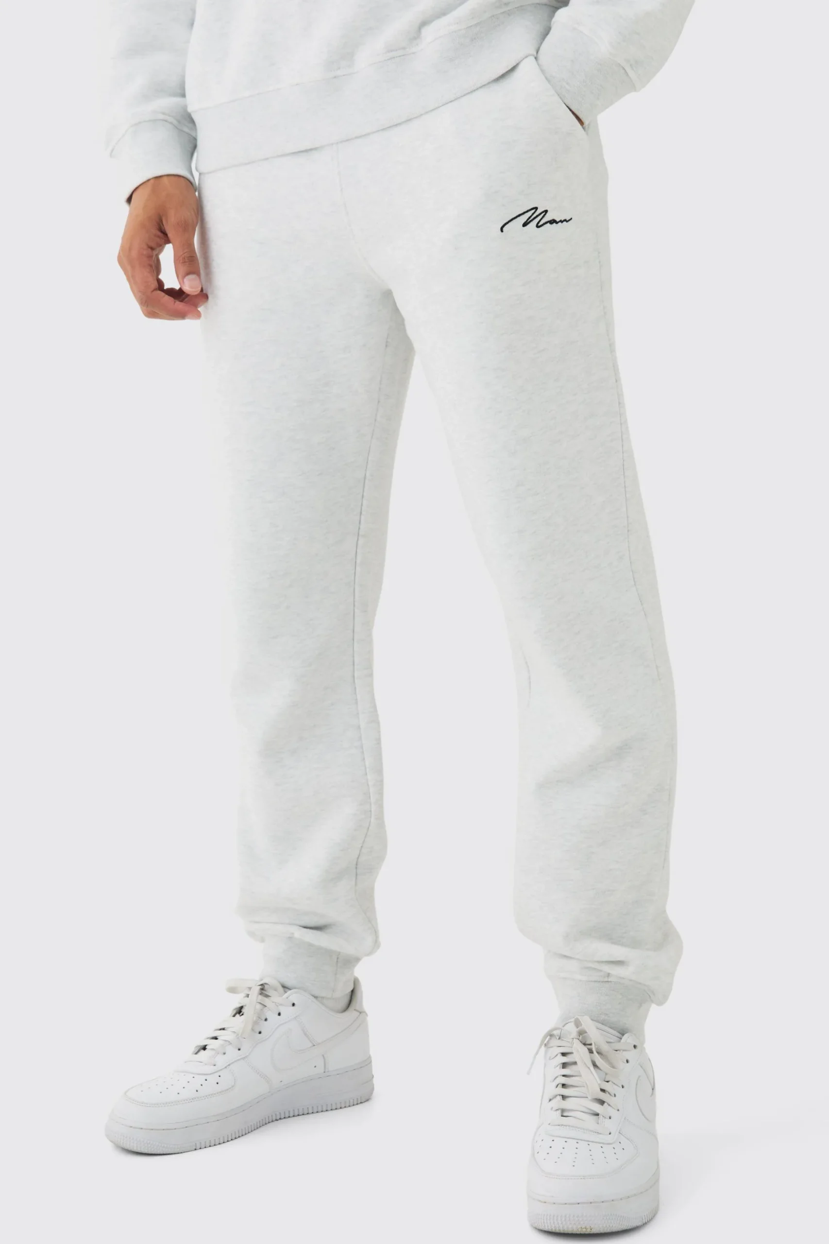 330GSM Man Signature Regular Fit Joggers | BoohooMAN UK