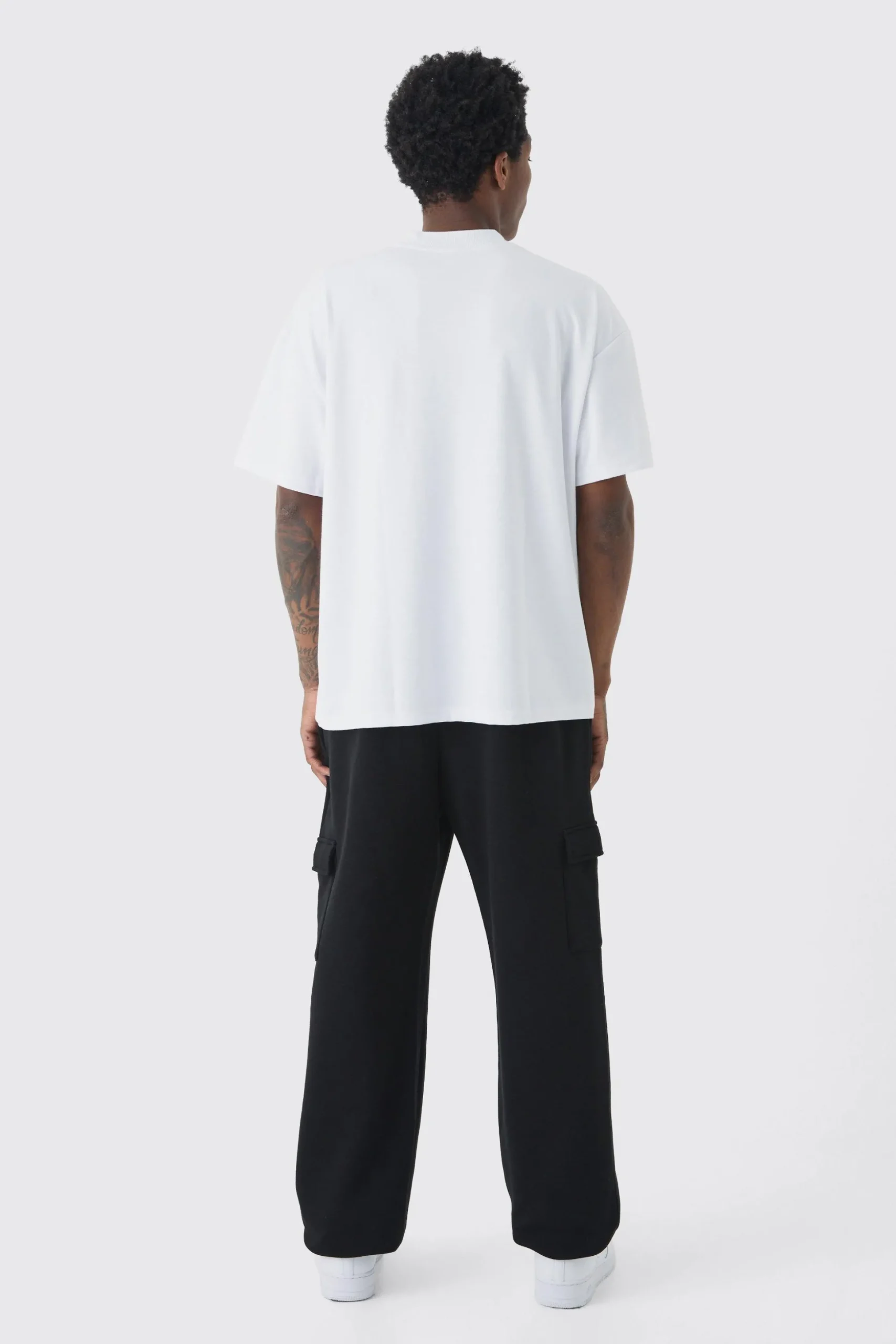 330GSM Oversized Fit Basic Cargo Jogger | BoohooMAN UK