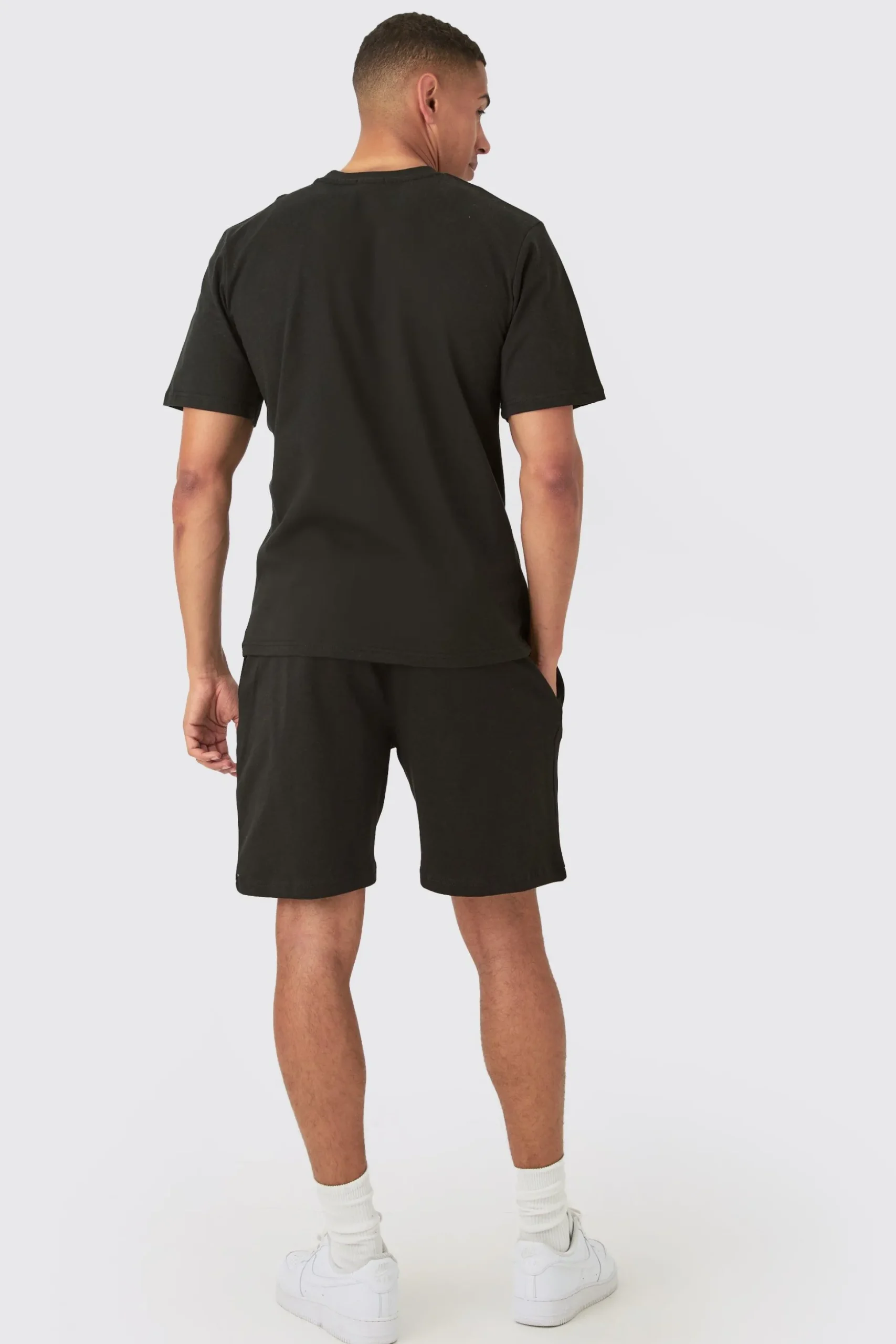 Heavyweight T-shirt | BoohooMAN UK