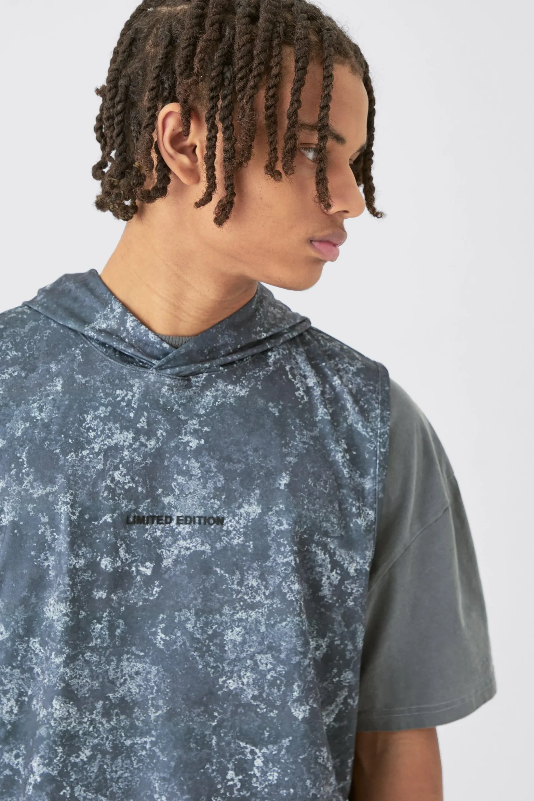 Limited Edition Concrete Print Basketball Hooded Tank | BoohooMAN UK