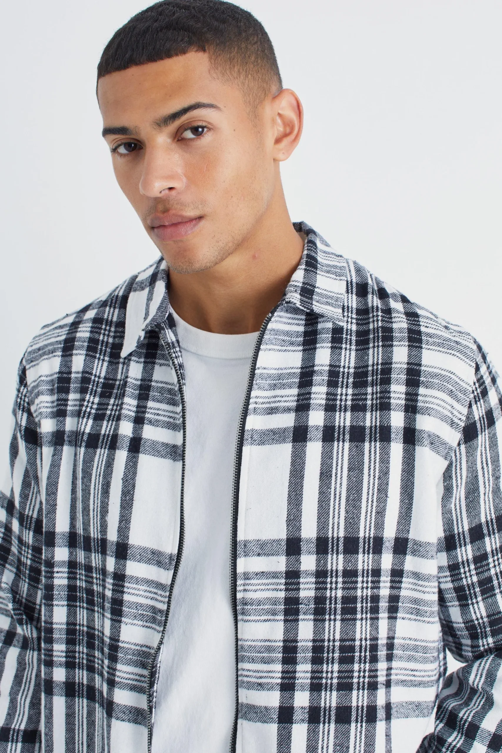 Long Sleeve Check Zip Overshirt | BoohooMAN UK