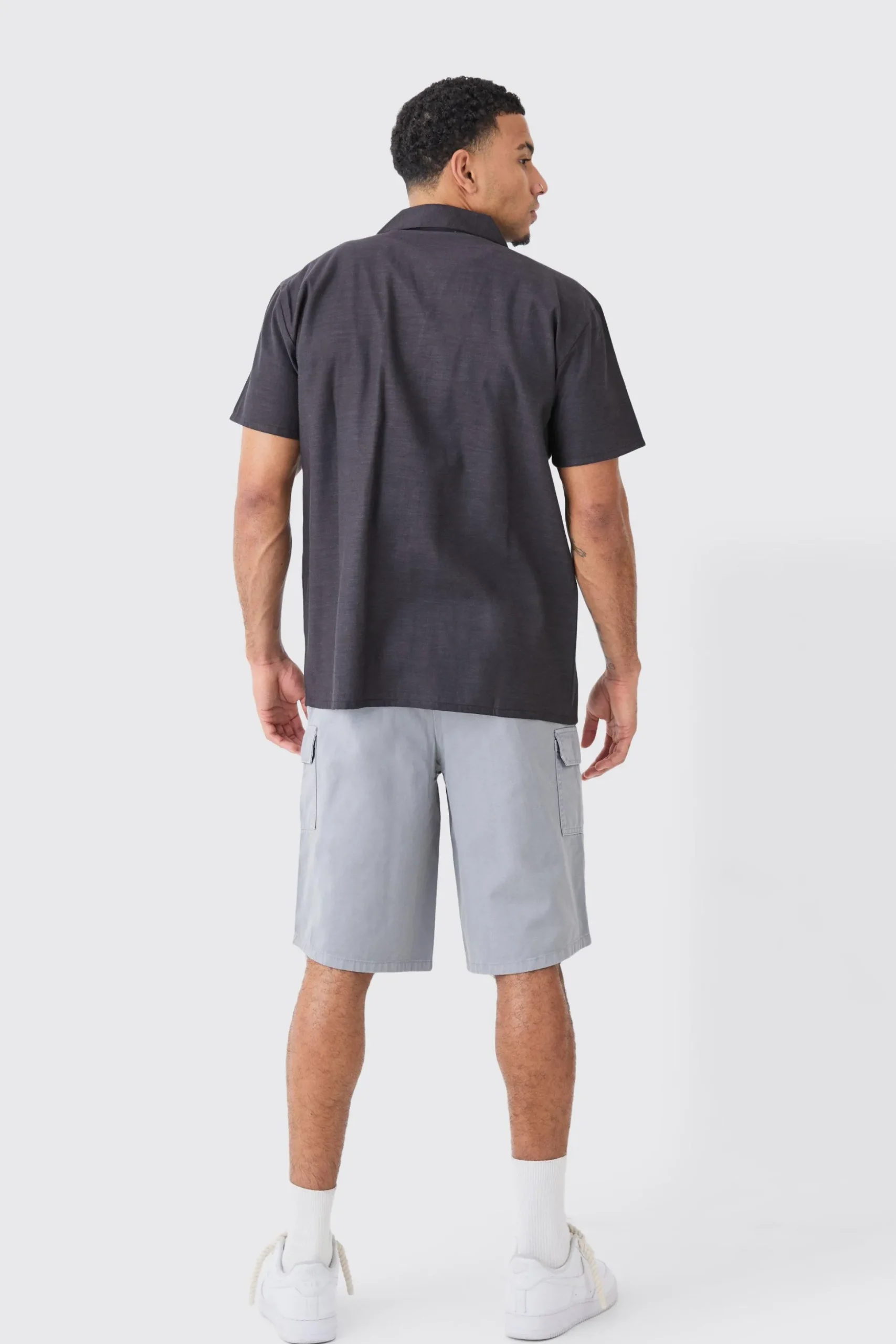 Longer Length Relaxed Fit Elasticated Waist Cargo Shorts | BoohooMAN UK