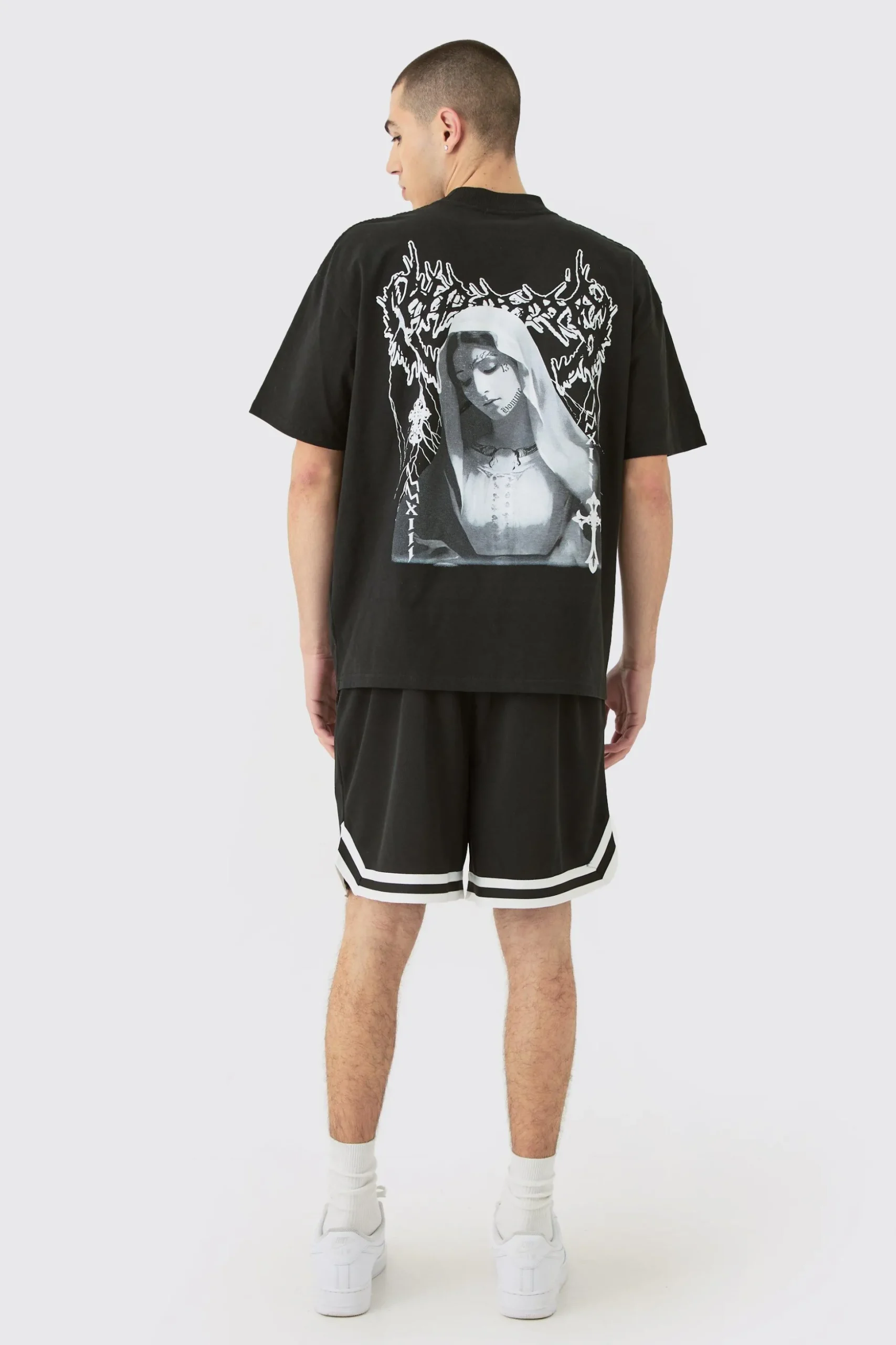 Loose Fit B Applique Mesh Short Length Basketball Short | BoohooMAN UK