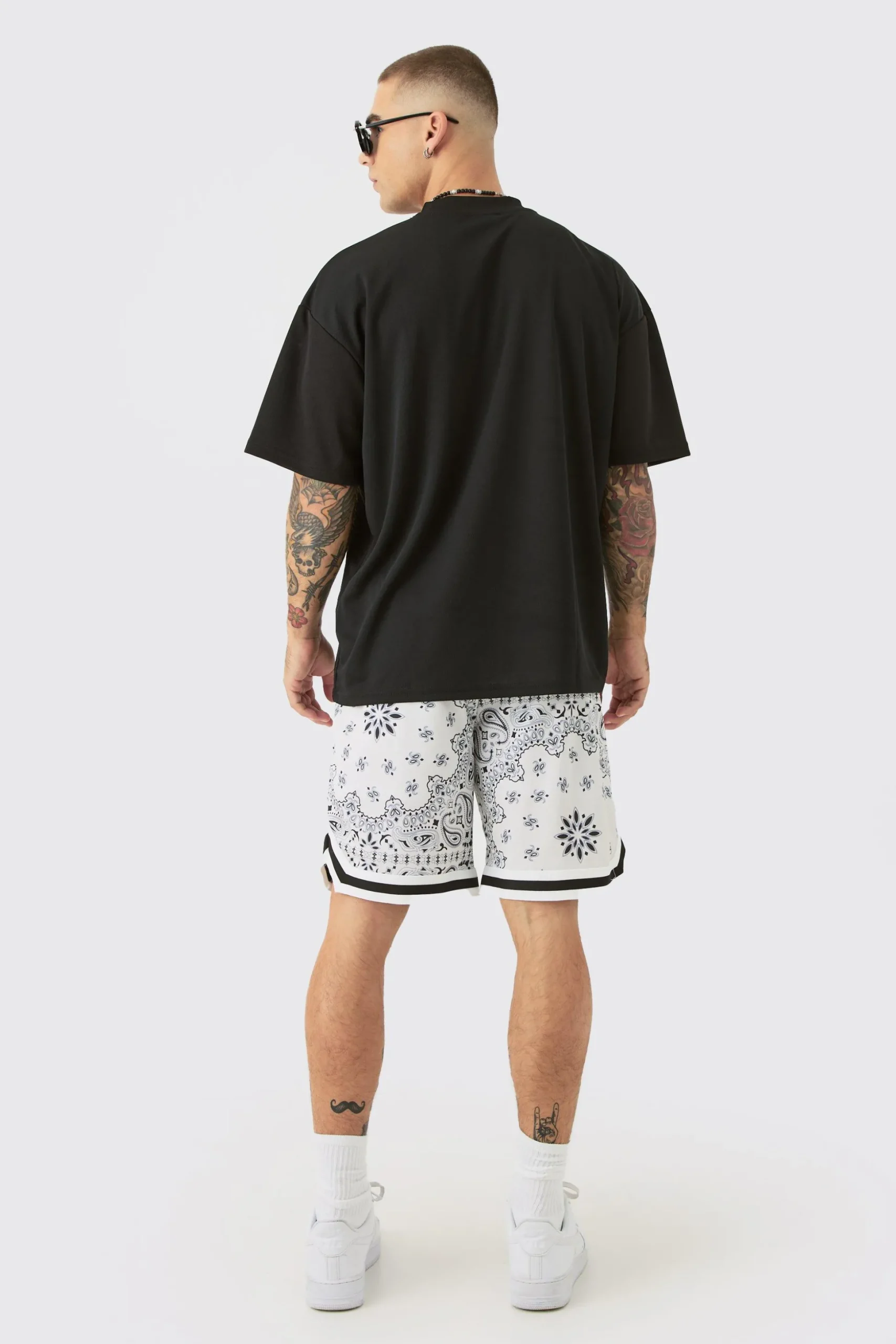 Loose Fit Mid Length Bandana Mesh Basketball Short | BoohooMAN UK