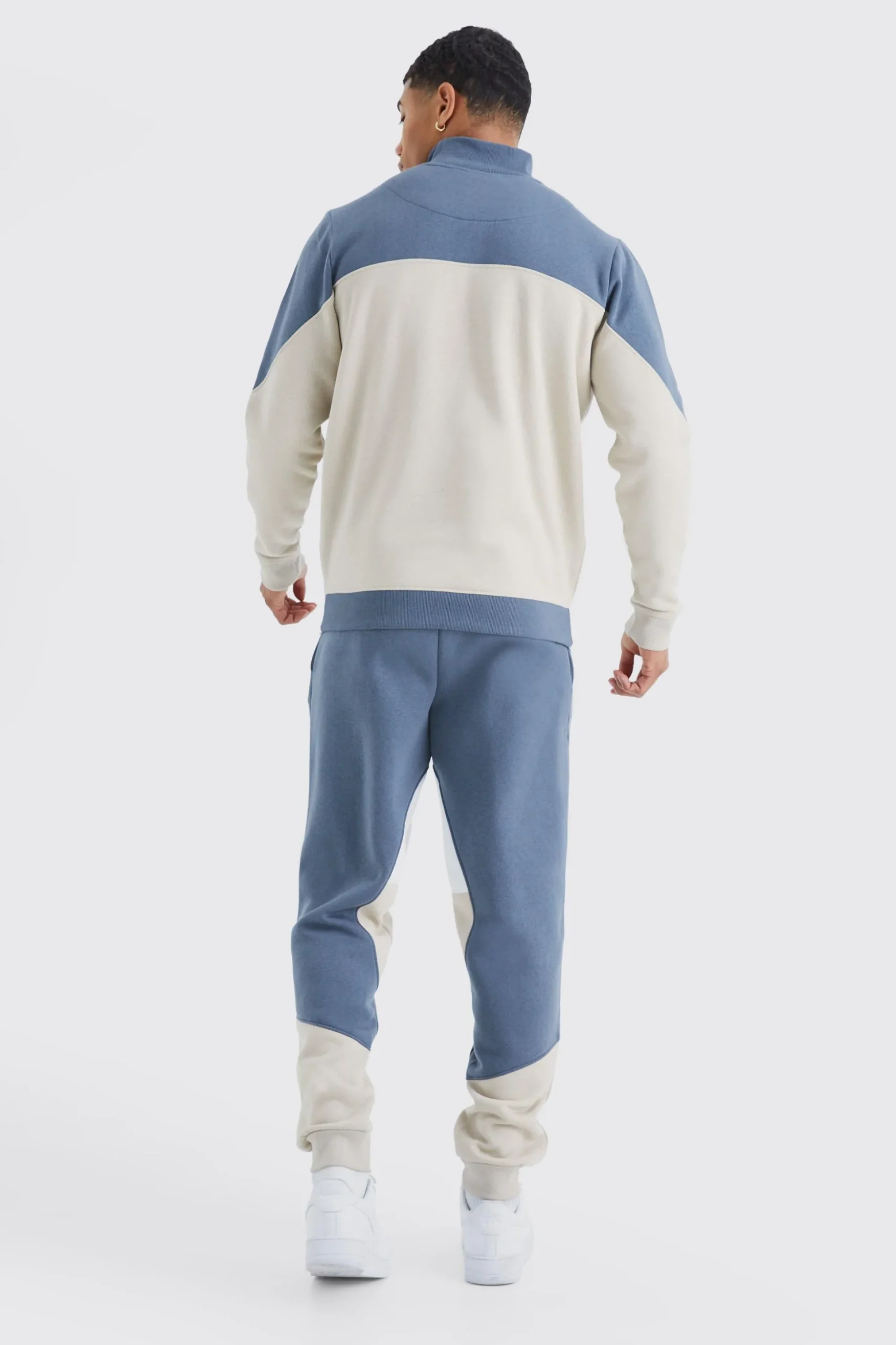 Man 1/4 Zip Funnel Neck Colour Block Tracksuit | BoohooMAN UK